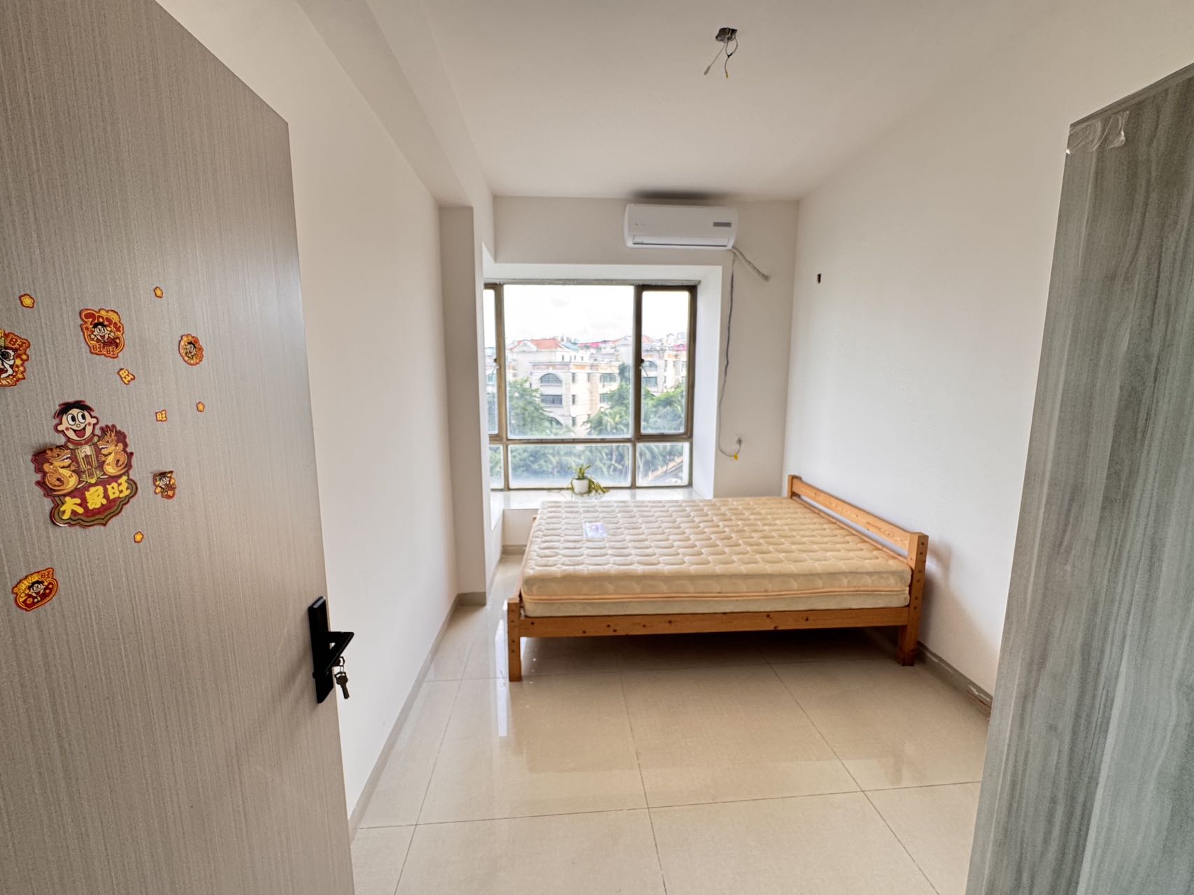 警苑 3室2厅1卫 4500.0元/月 警苑 3室2厅1卫 4500.0元/月室内图