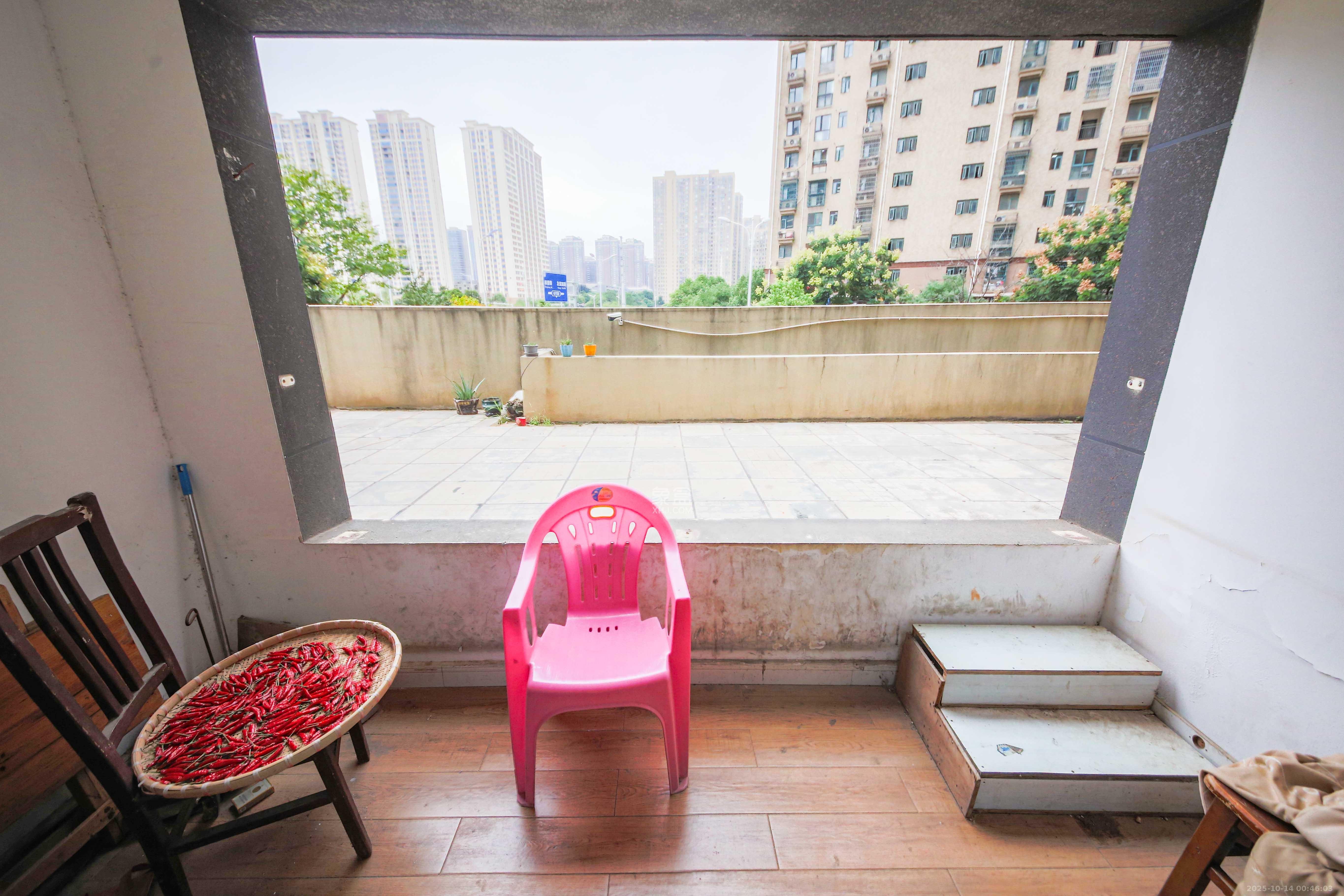 克拉美丽山庄（晟领国际）  3室2厅2卫    99.0万阳台