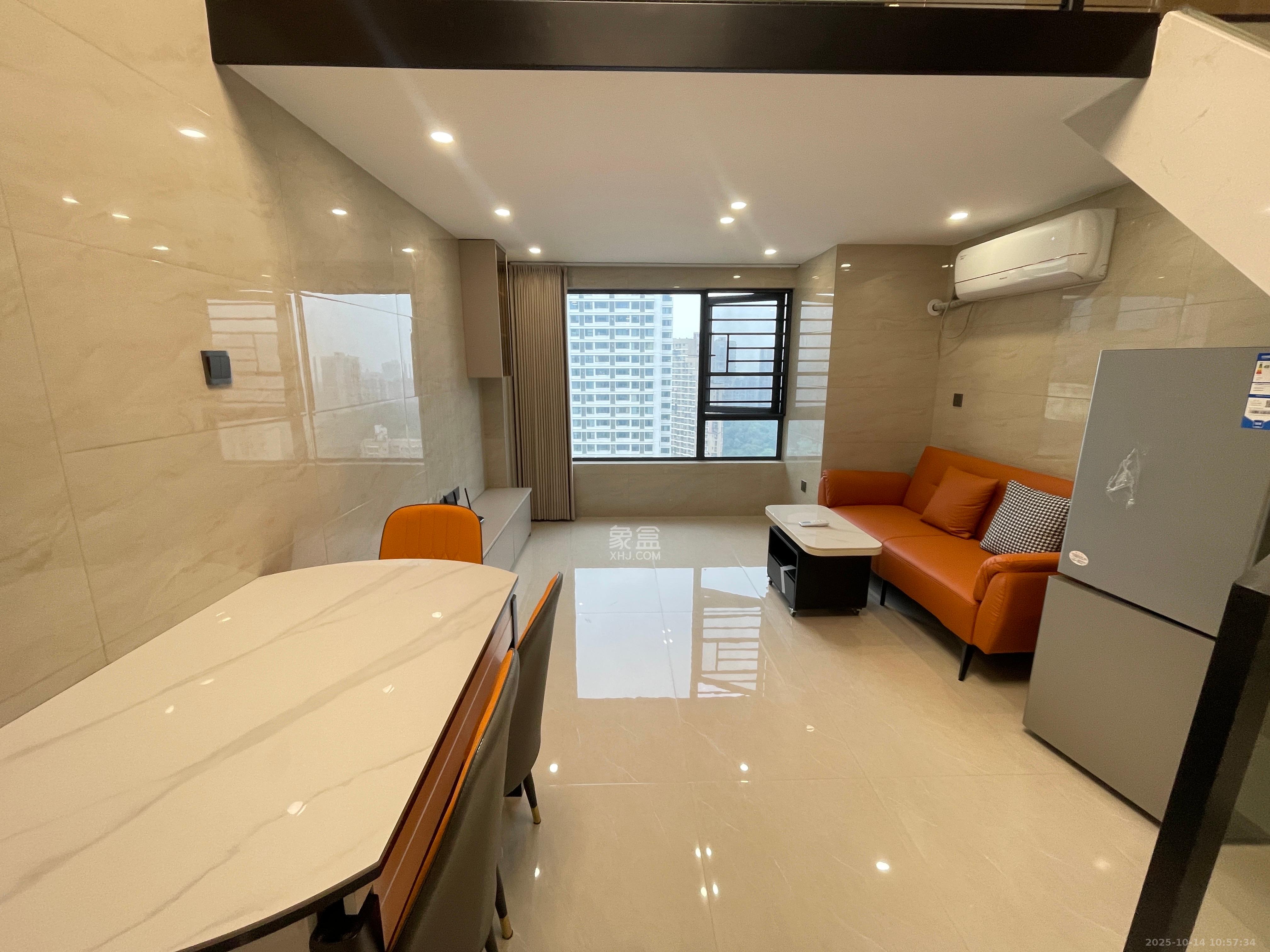 北辰时光里  2室1厅1卫    2400.0元/月