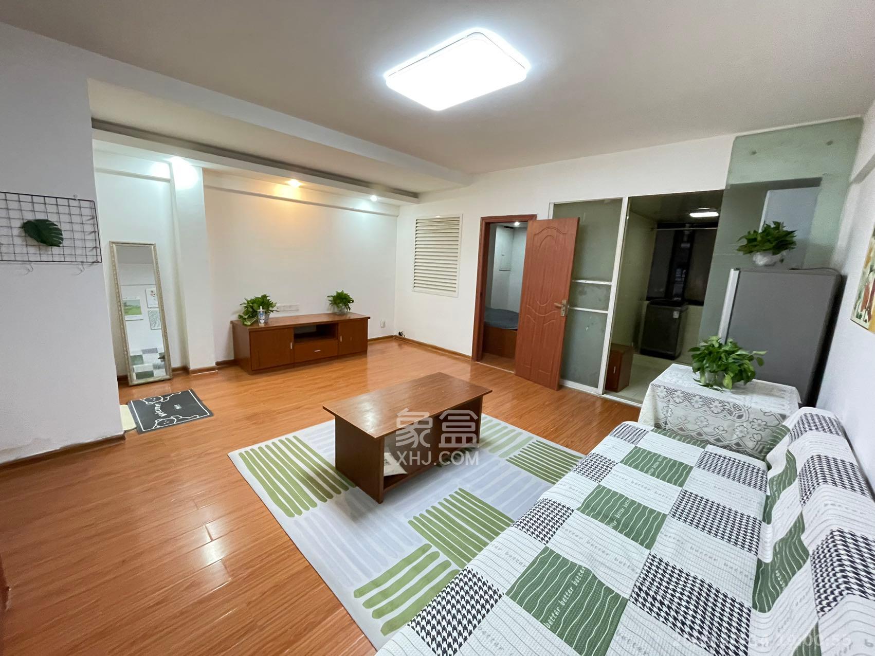 印象天心  2室1厅1卫    2000.0元/月室内图