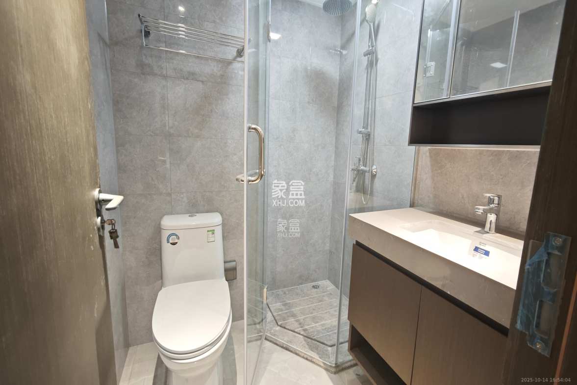 荣盛锦绣学府 3室2厅2卫 3000.0元/月 荣盛锦绣学府 3室2厅2卫 3000.0元/月室内图