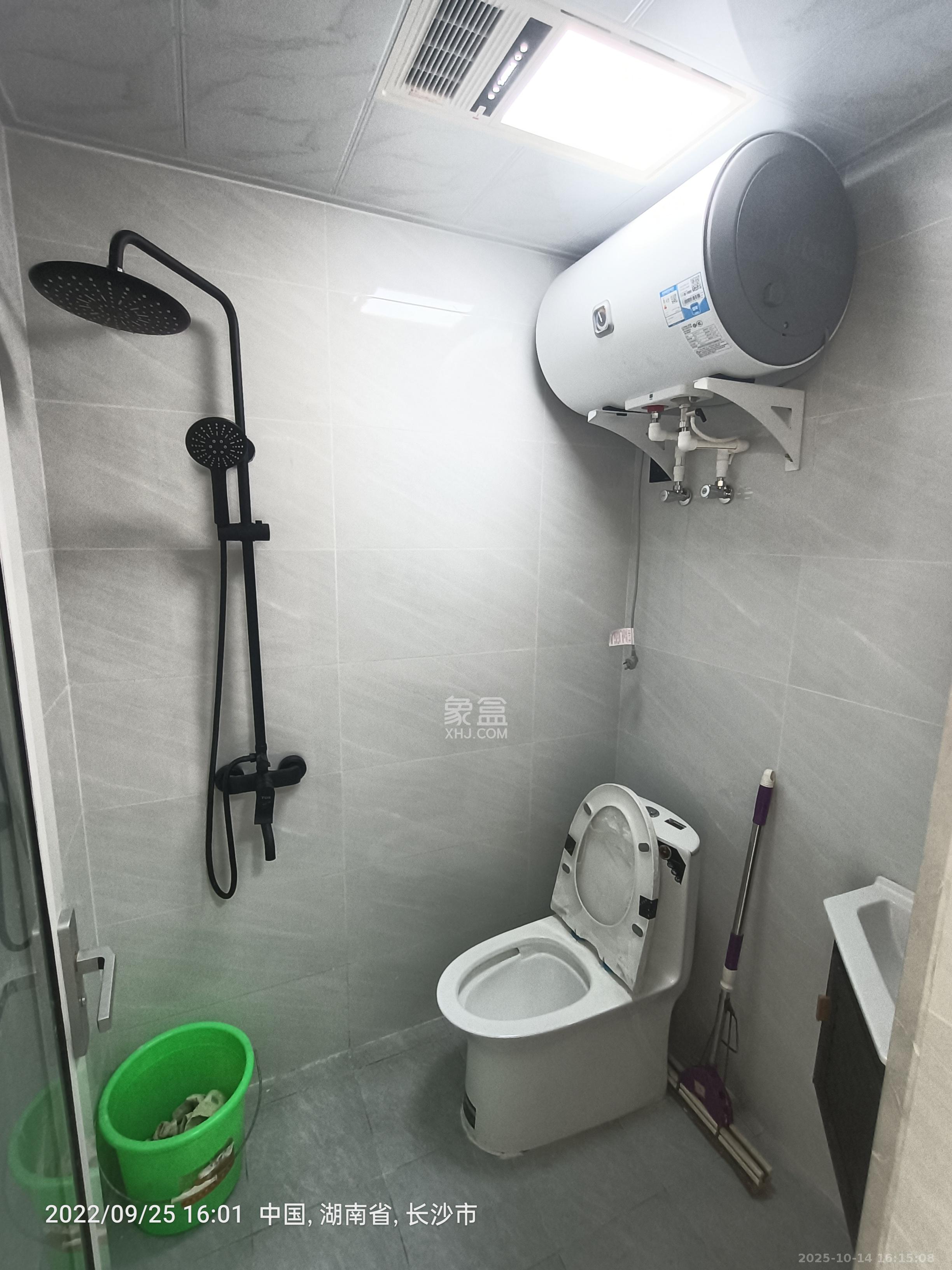 金地铂悦 1室0厅0卫 1100.0元/月 金地铂悦 1室0厅0卫 1100.0元/月室内图