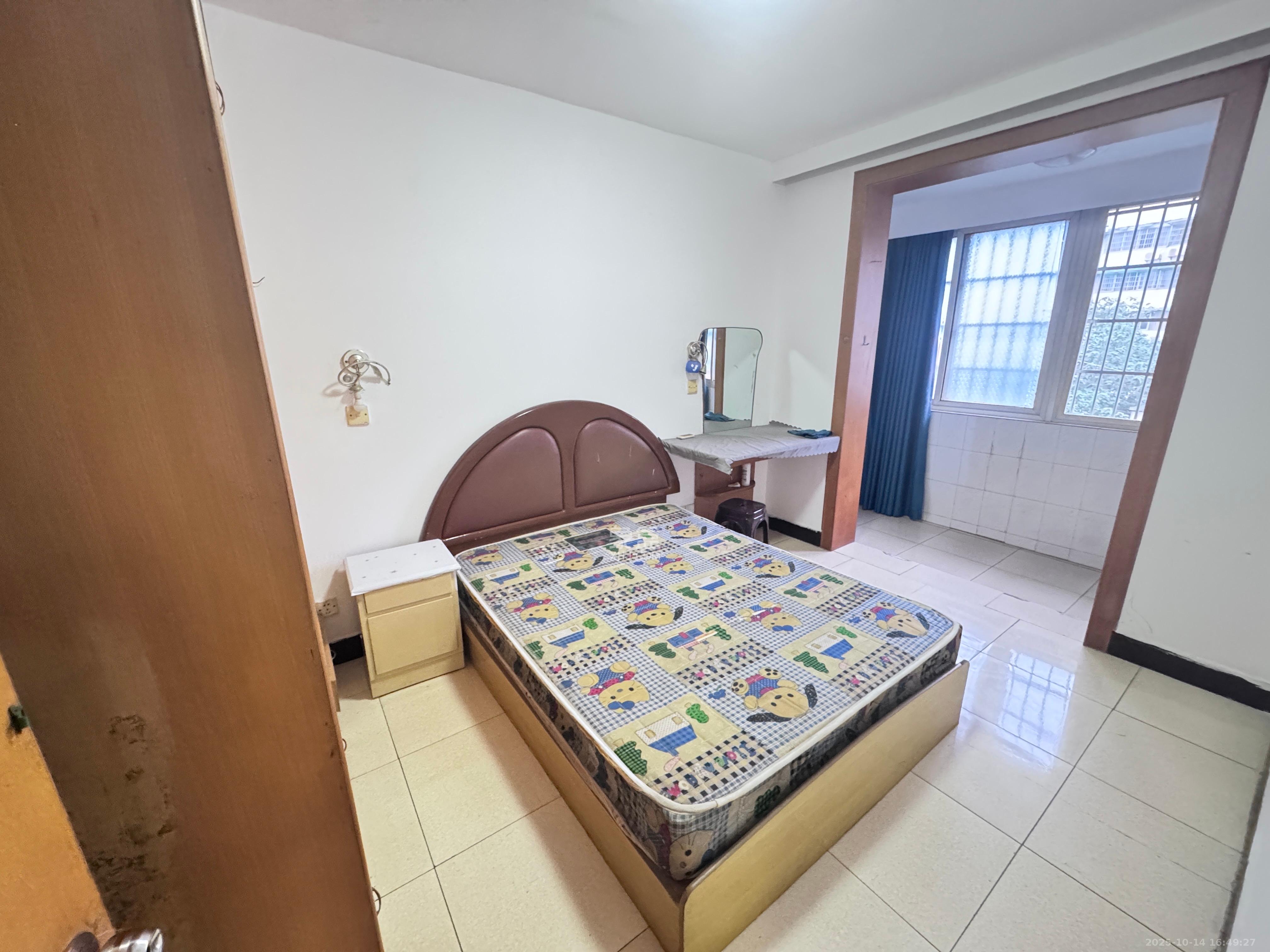 金蕾大厦  2室2厅1卫    1200.0元/月室内图