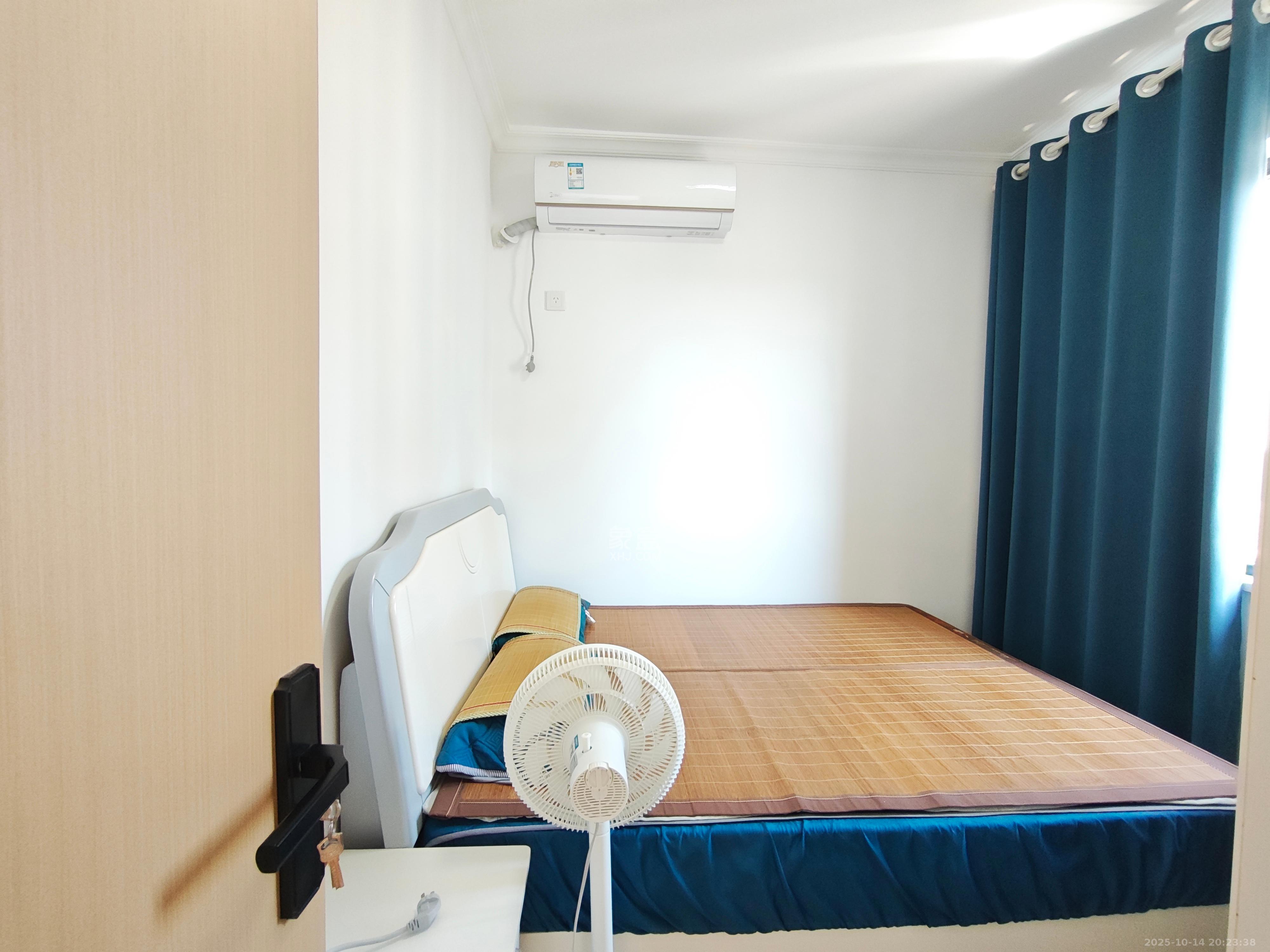 蔷薇国际  2室2厅1卫    1800.0元/月 蔷薇国际  2室2厅1卫    1800.0元/月室内图