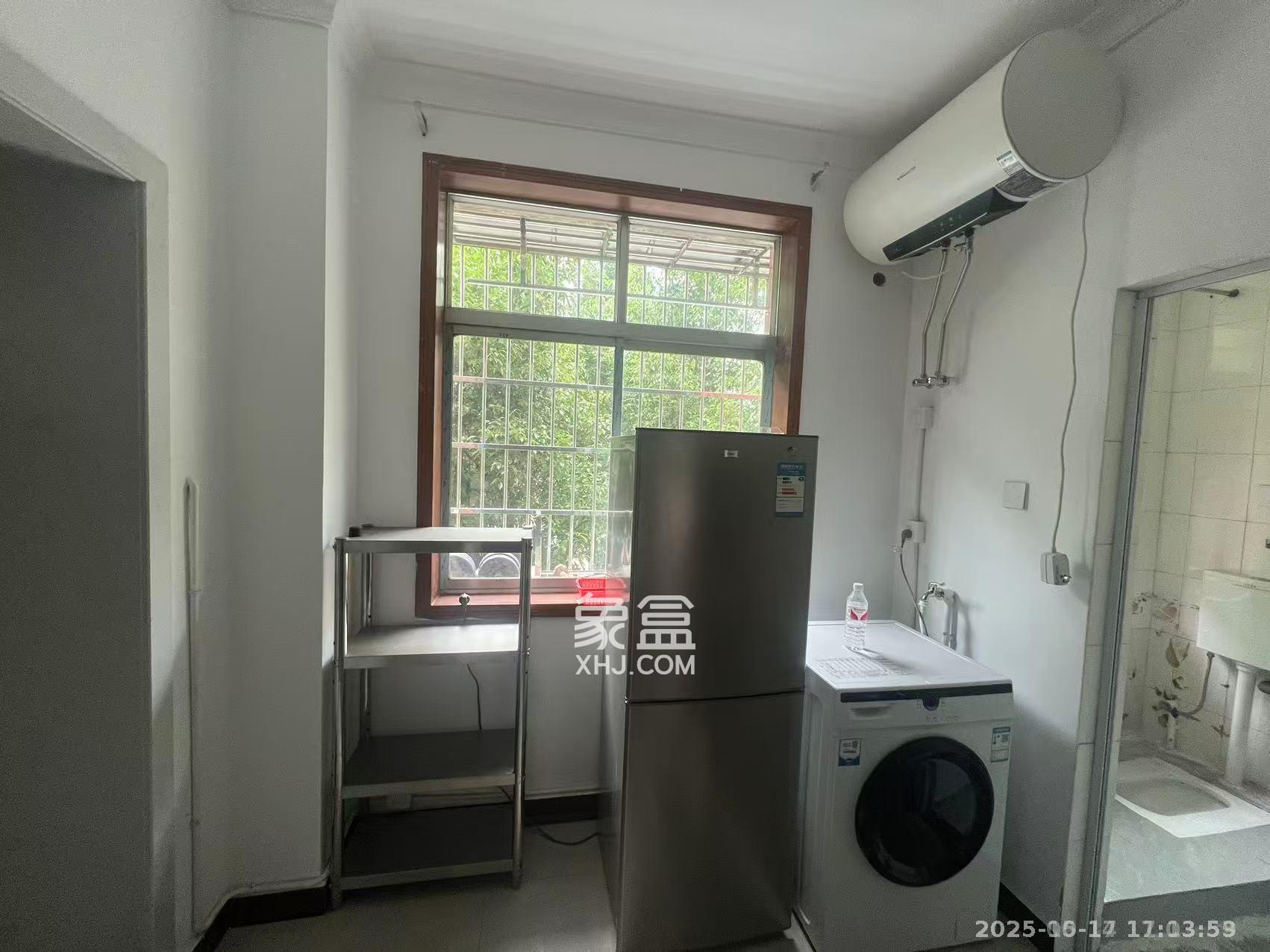 银杏家园  2室1厅1卫    1500.0元/月室内图