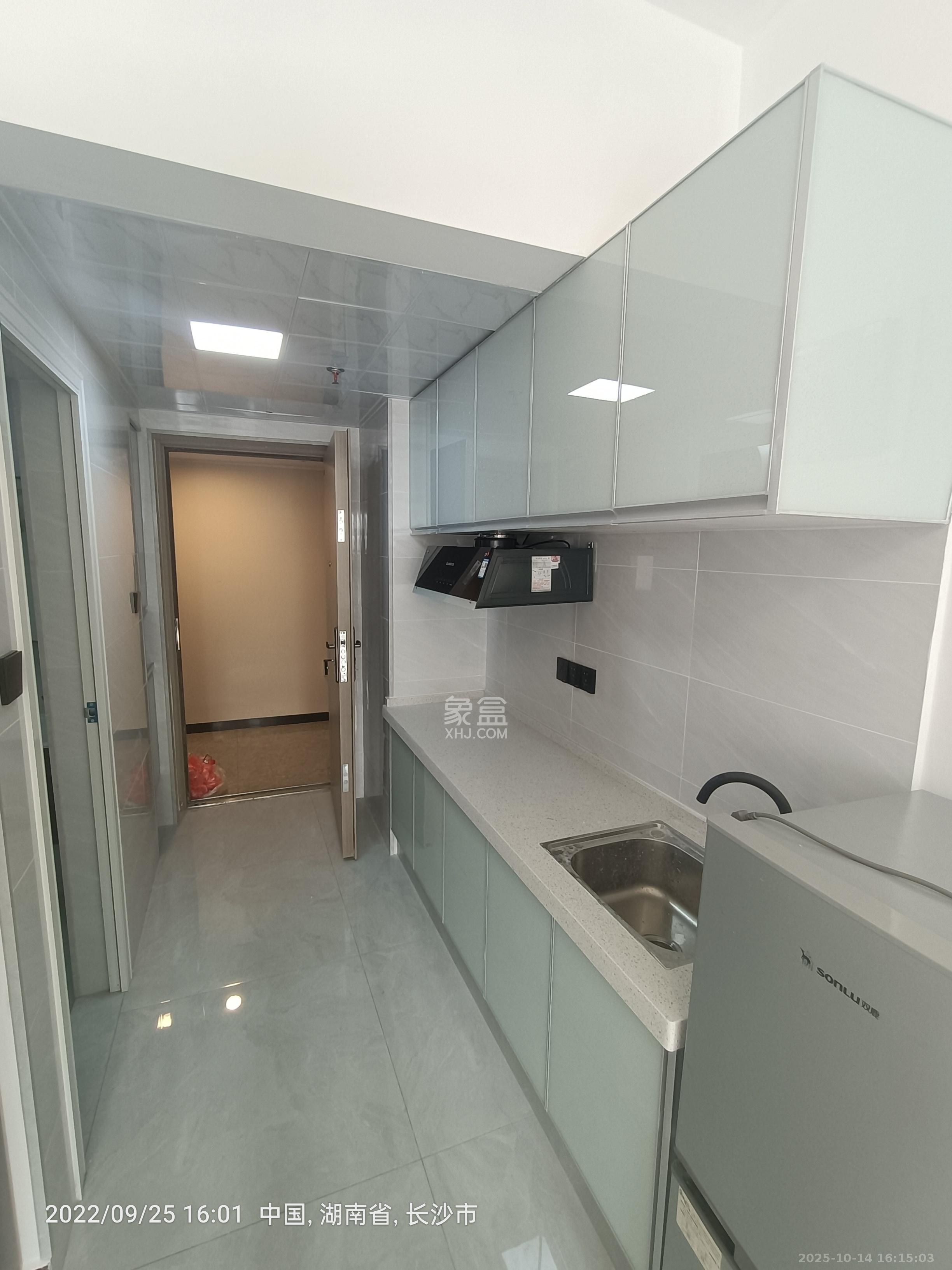 金地铂悦 1室0厅0卫 1100.0元/月 金地铂悦 1室0厅0卫 1100.0元/月室内图