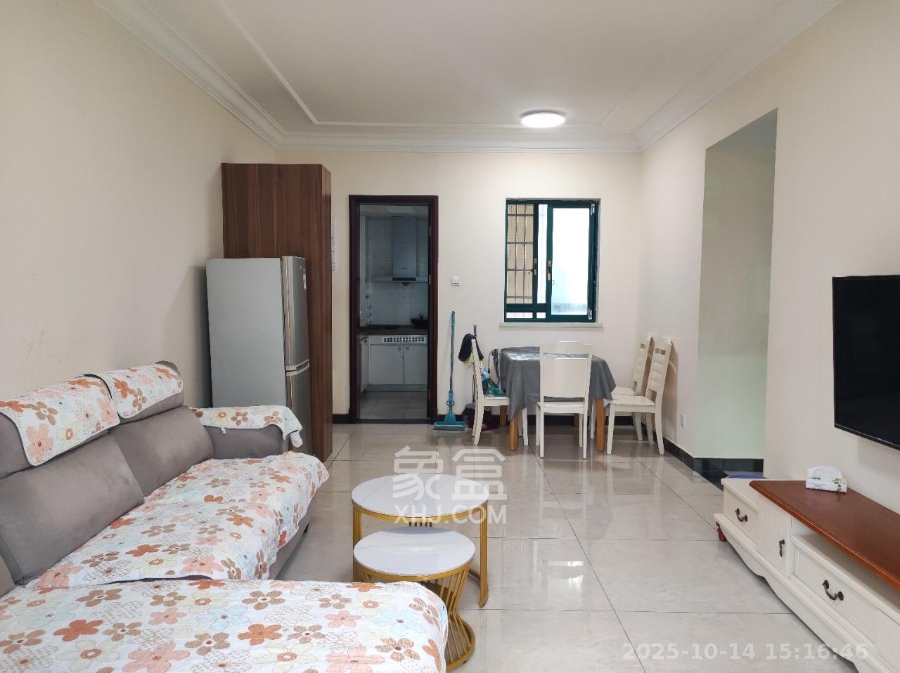 恒大雅苑  3室2厅1卫    2700.0元/月 恒大雅苑  3室2厅1卫    2700.0元/月室内图1