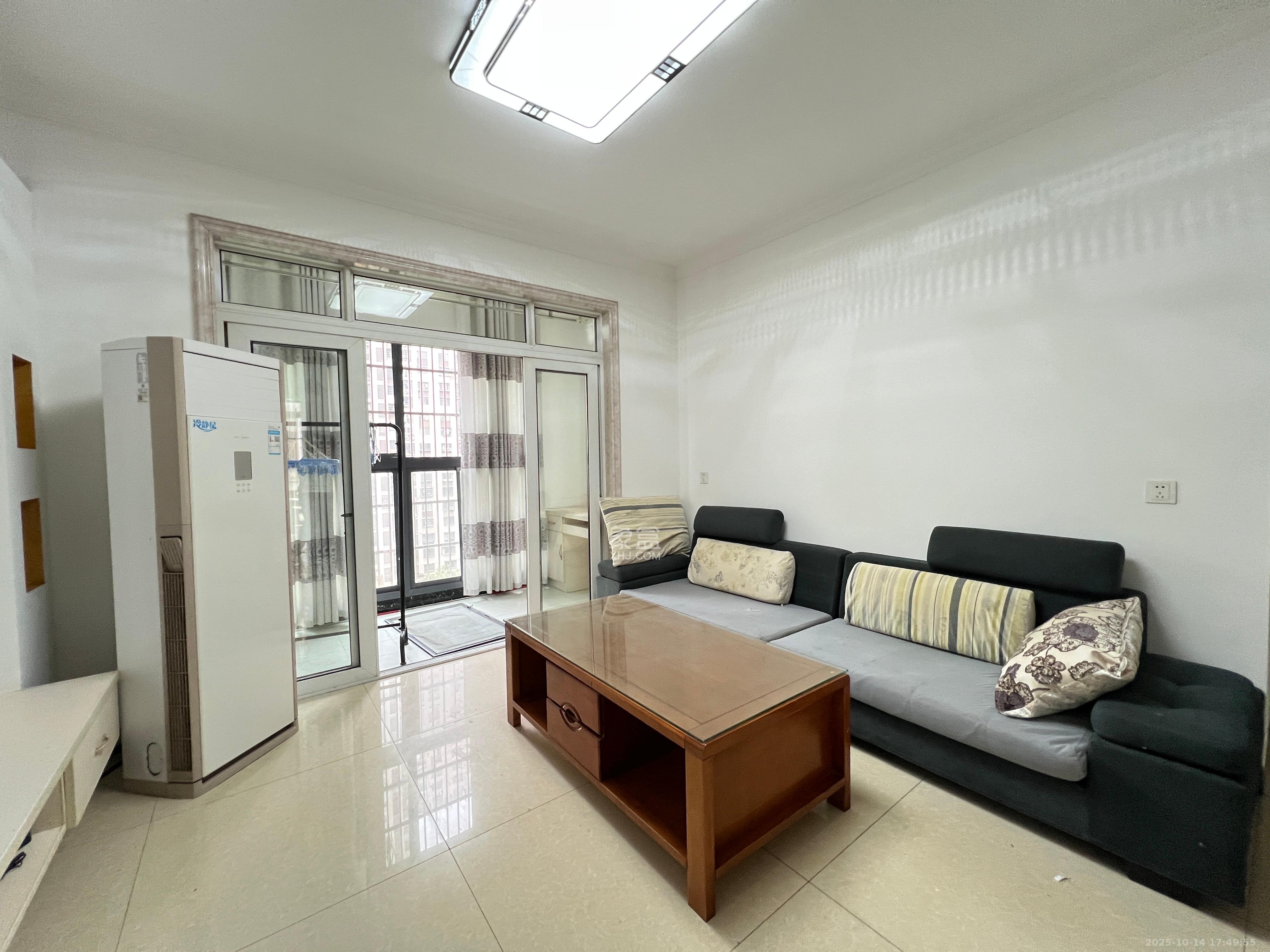 嘉顺苑  3室2厅1卫    2100.0元/月室内图