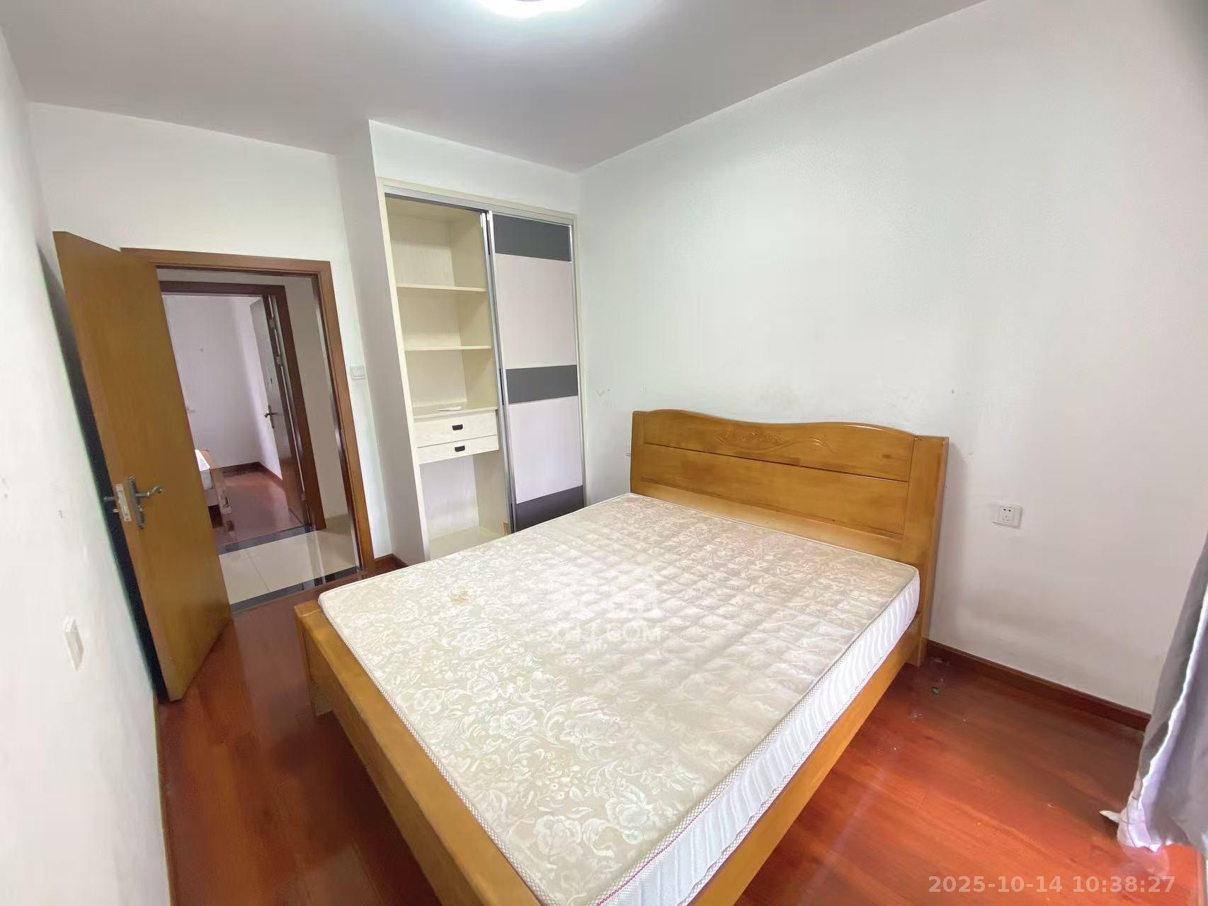 和馨园  4室2厅1卫    3000.0元/月 和馨园  4室2厅1卫    3000.0元/月室内图