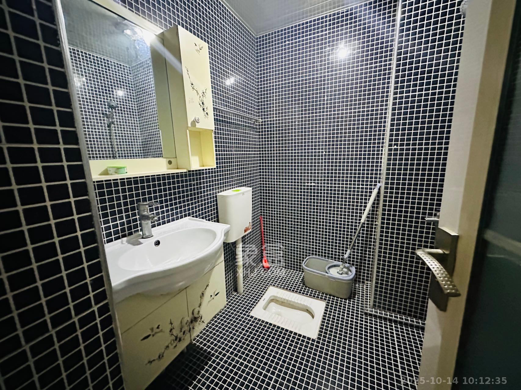 汇达国际公馆（汇达大厦）  1室1厅1卫    1400.0元/月室内图