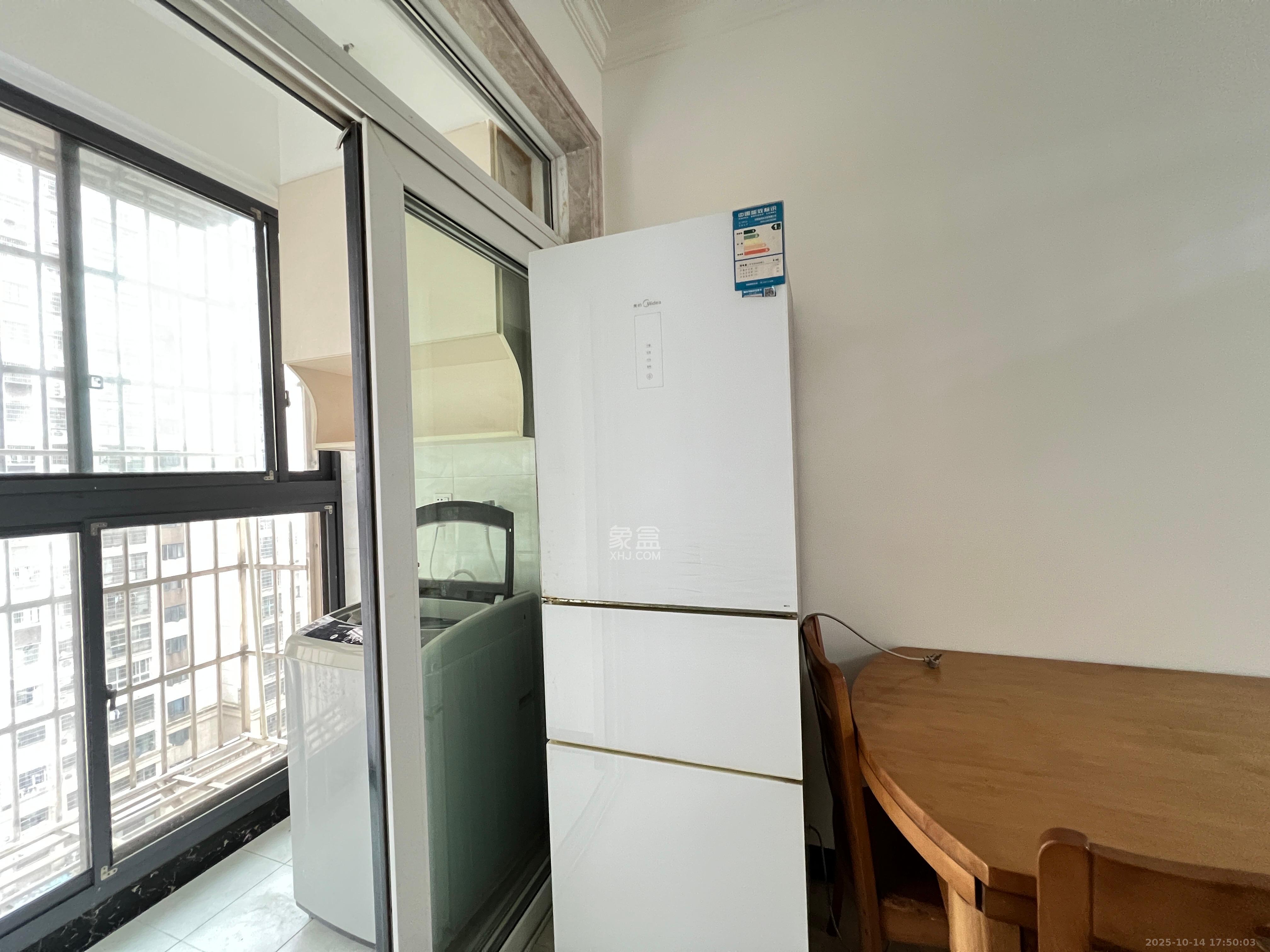 嘉顺苑  3室2厅1卫    2100.0元/月室内图