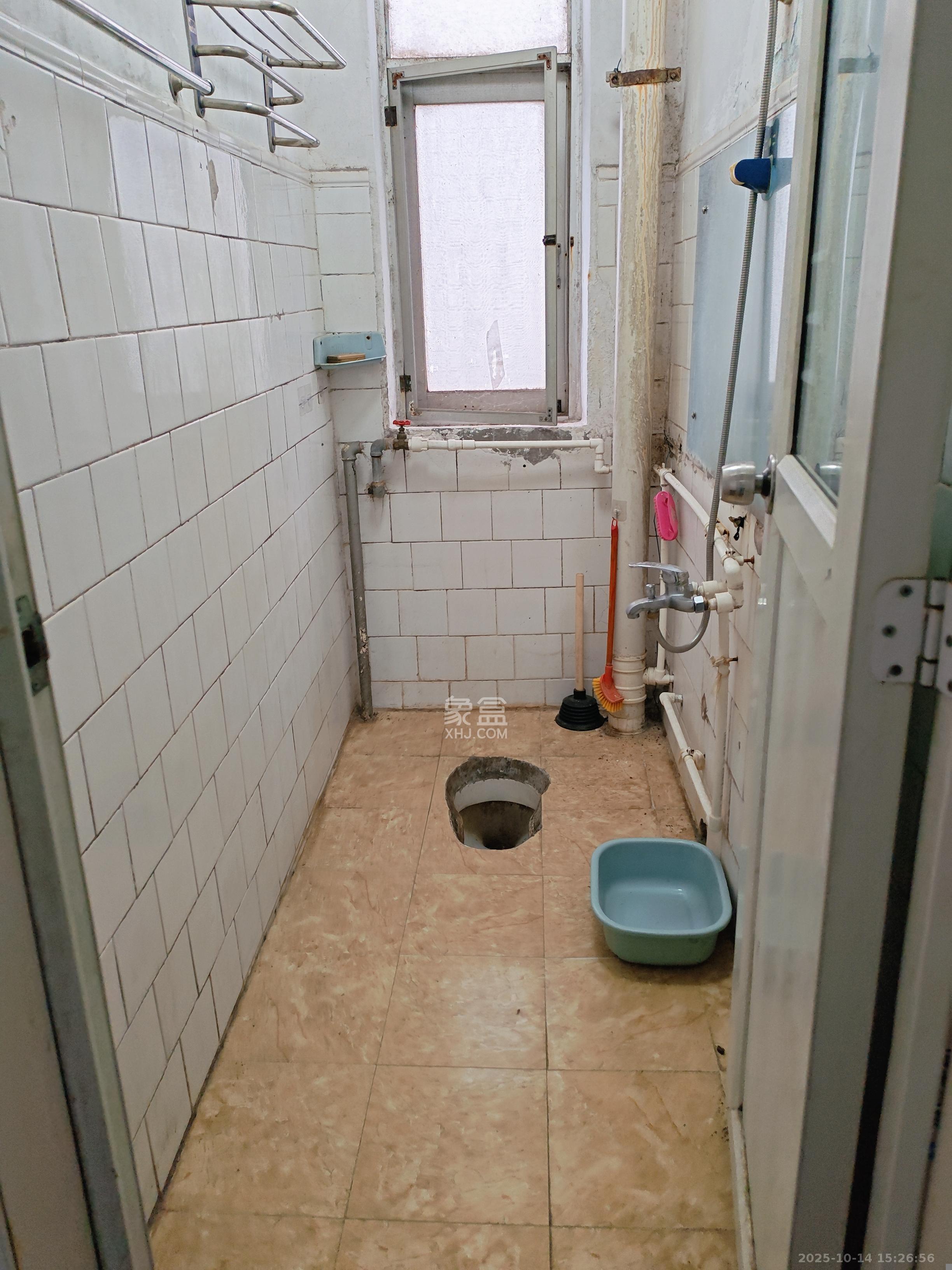 牛婆塘社区  2室1厅1卫    1200.0元/月 牛婆塘社区  2室1厅1卫    1200.0元/月室内图