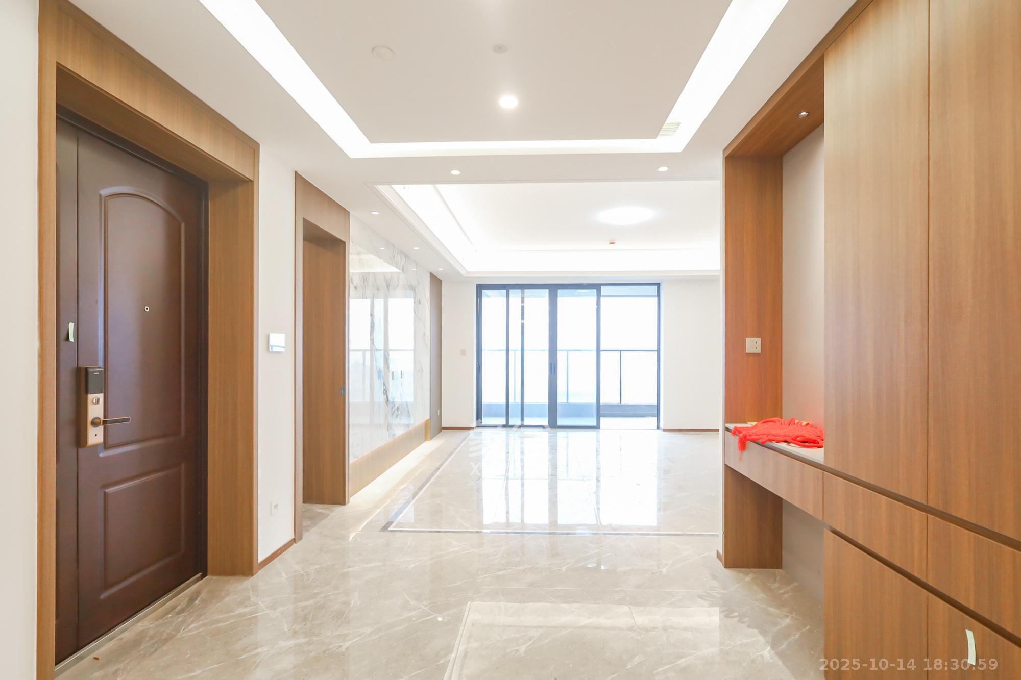 江山印  4室2厅3卫    500.0万 江山印  4室2厅3卫    500.0万其他