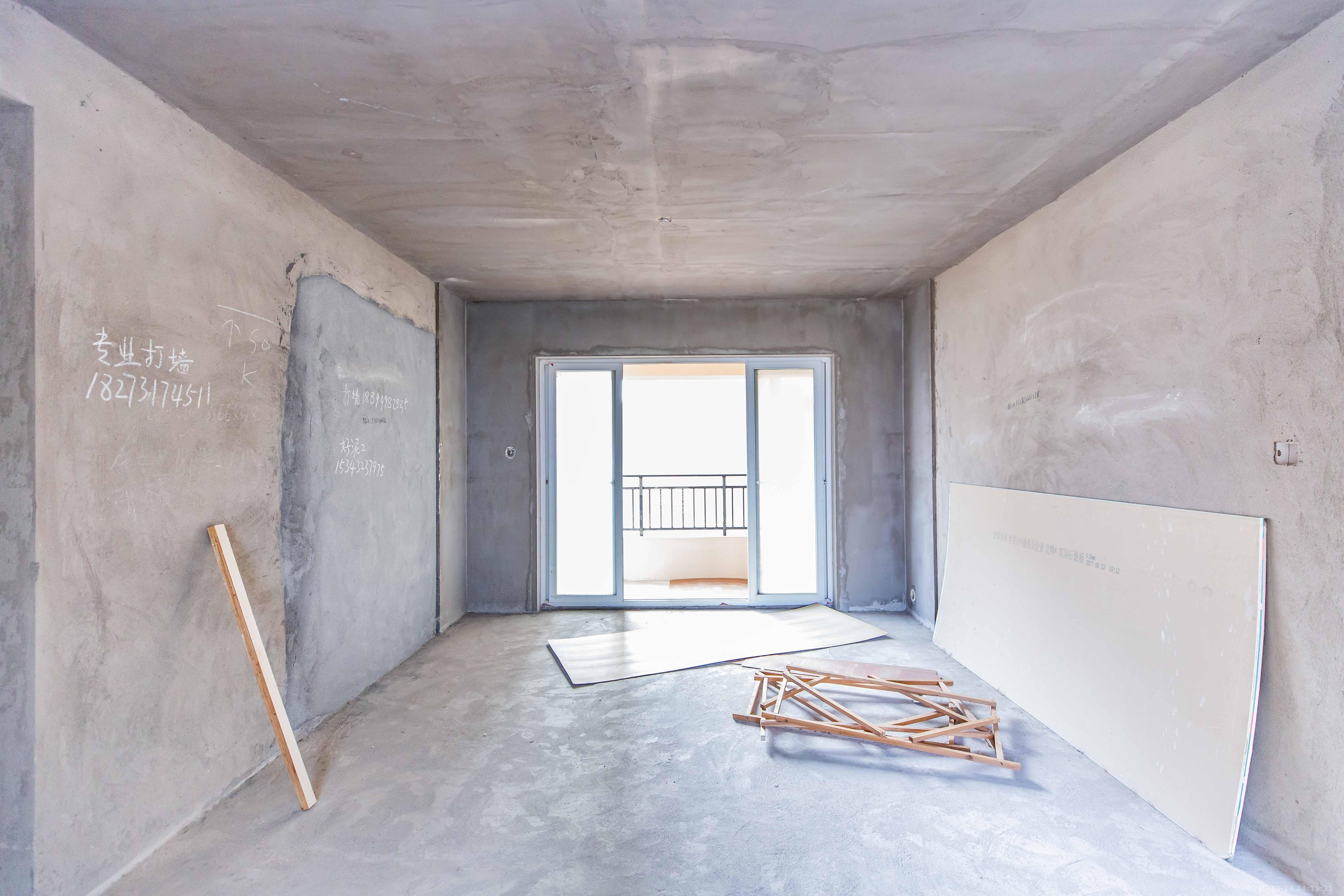 天麓尚层  4室2厅2卫    115.0万