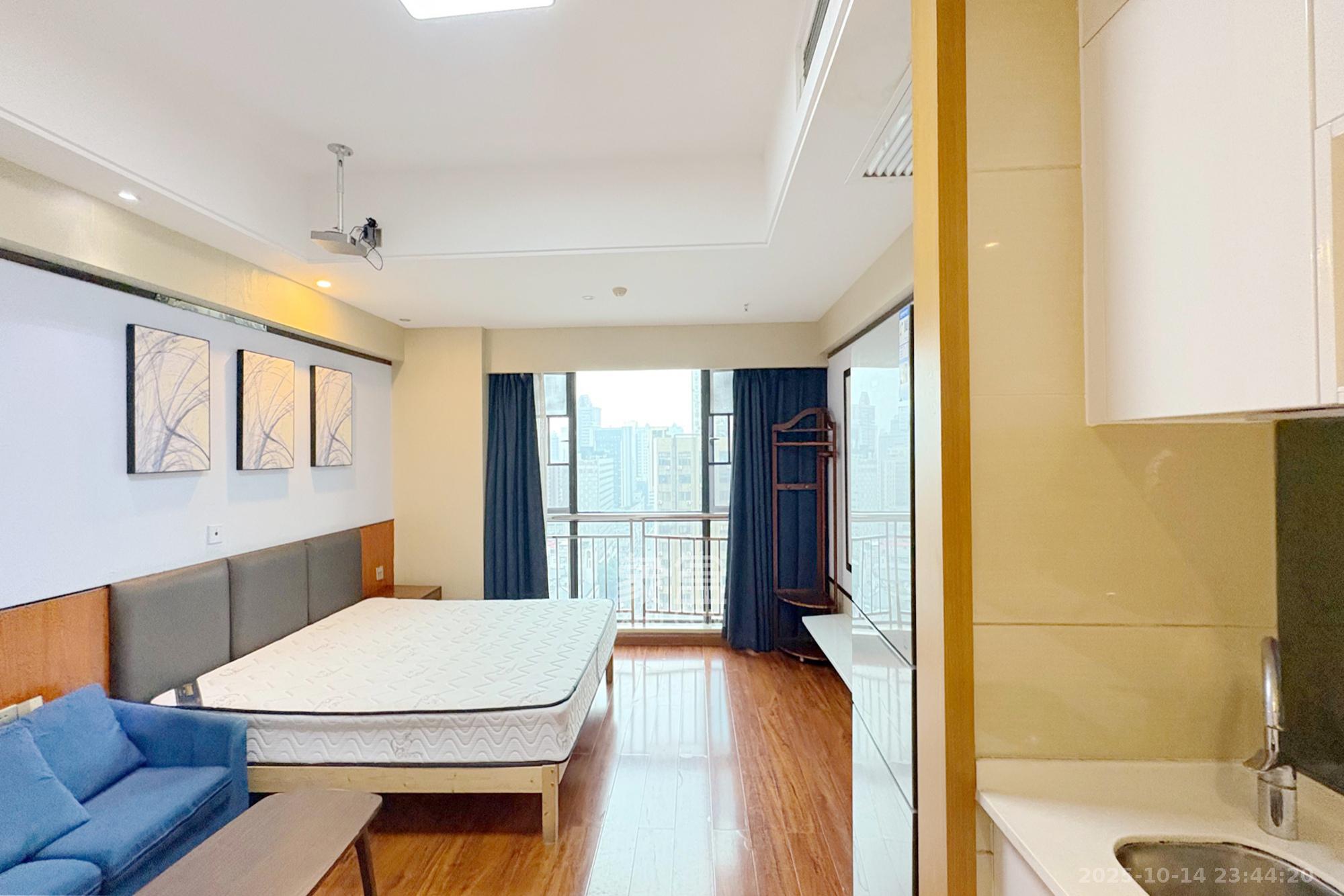 五一钻界  1室1厅1卫    69.8万