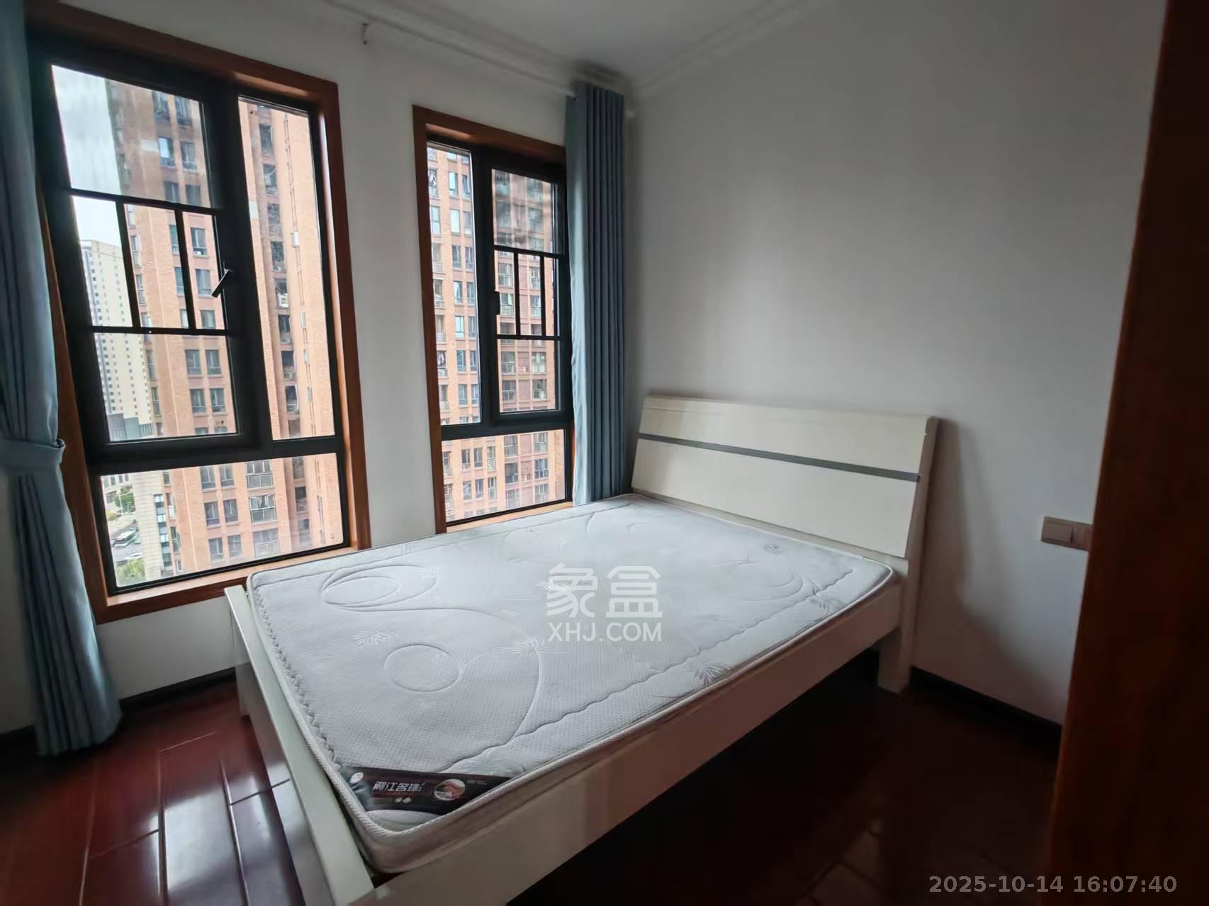 清溪川九号  2室2厅1卫    2500.0元/月 清溪川九号  2室2厅1卫    2500.0元/月室内图