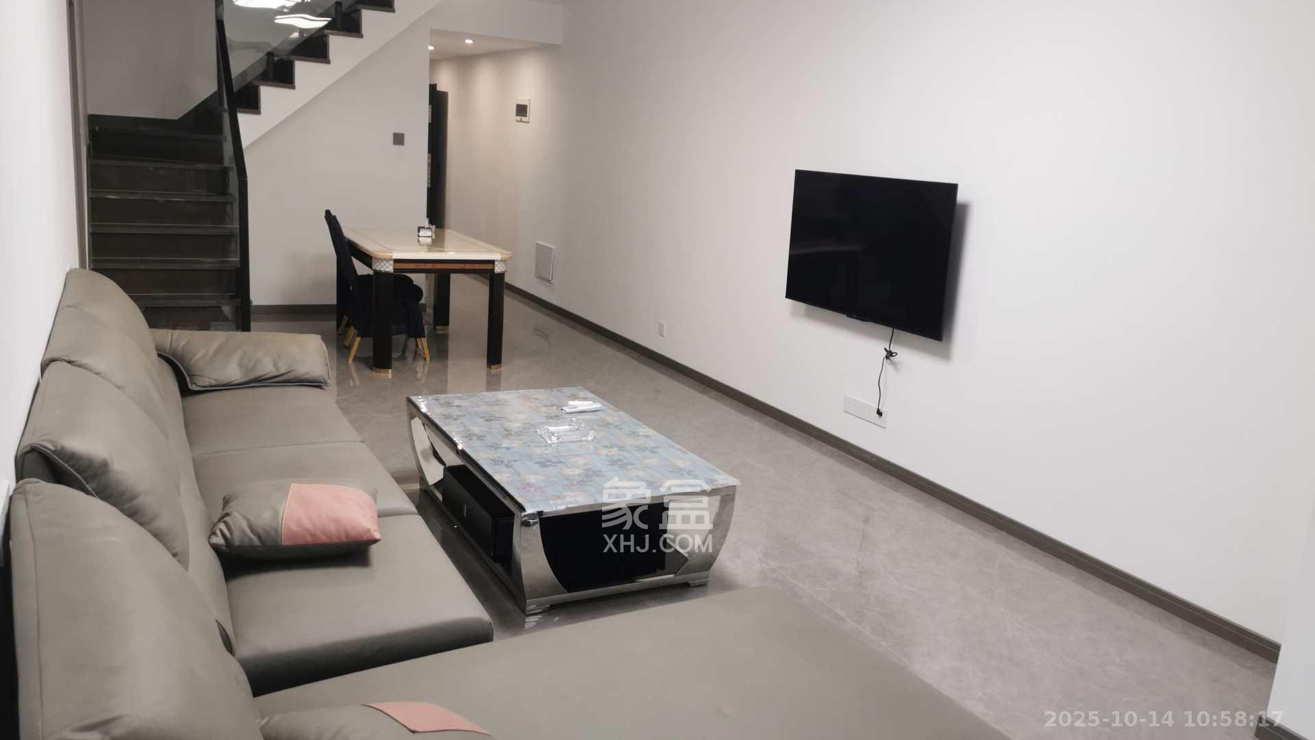 邦盛水岸御园  4室2厅2卫    2600.0元/月