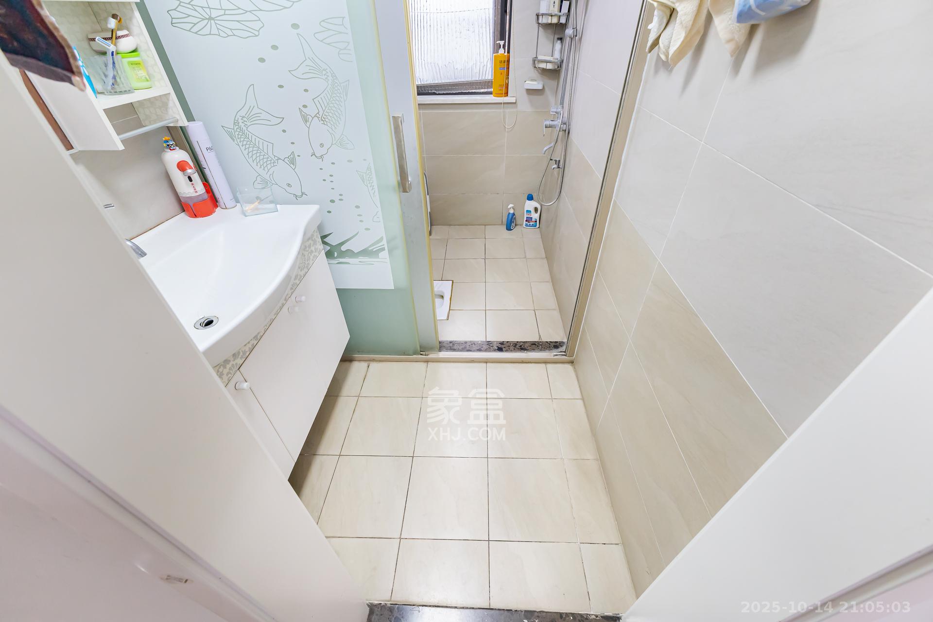 润和之悦（金泽园）  4室2厅2卫    89.0万卫生间