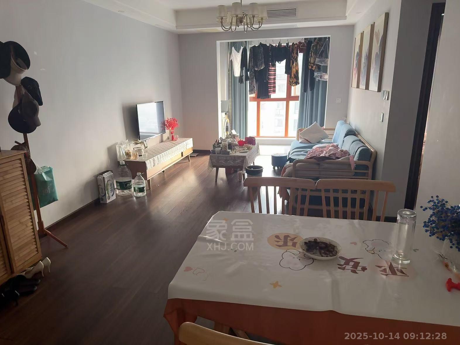 中建御山和苑 3室2厅2卫 2200.0元/月 中建御山和苑 3室2厅2卫 2200.0元/月室内图