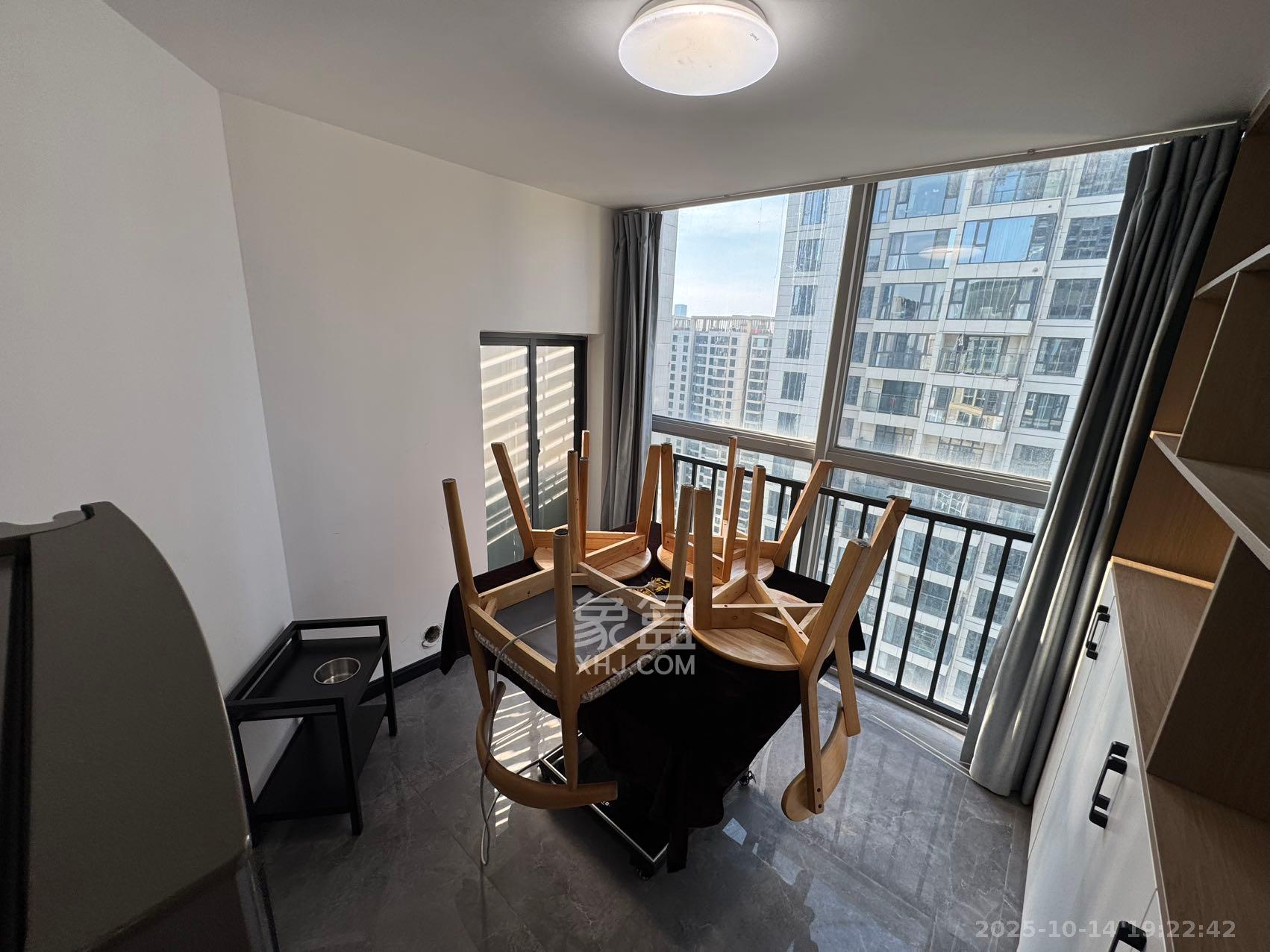 绿地长沙城际空间站(绿地新里佳苑) 2室1厅1卫 2200.0元/月 绿地长沙城际空间站(绿地新里佳苑) 2室1厅1卫 2200.0元/月室内图