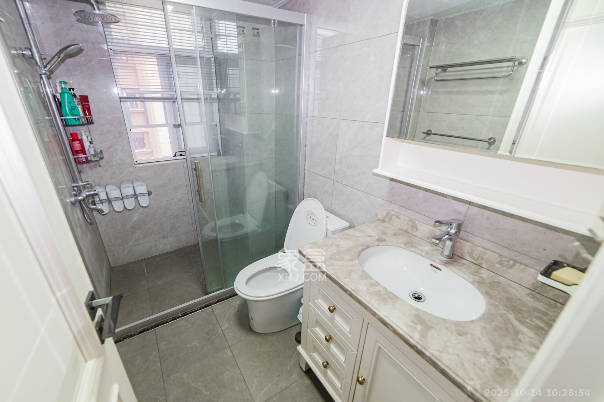 北辰三角洲C2区 3室2厅2卫 268.0万 北辰三角洲C2区 3室2厅2卫 268.0万卫生间