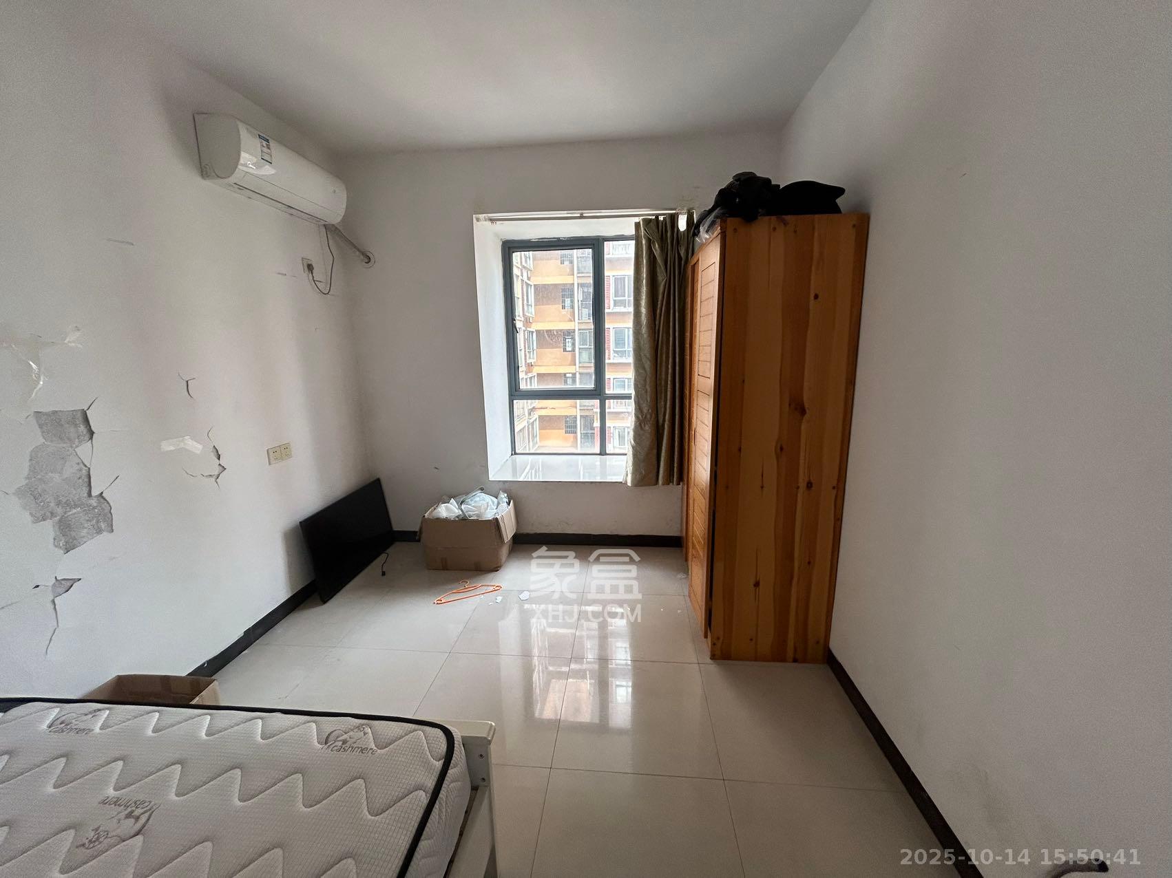 标志浪漫满屋（枫景公寓）  2室2厅1卫    1800.0元/月室内图