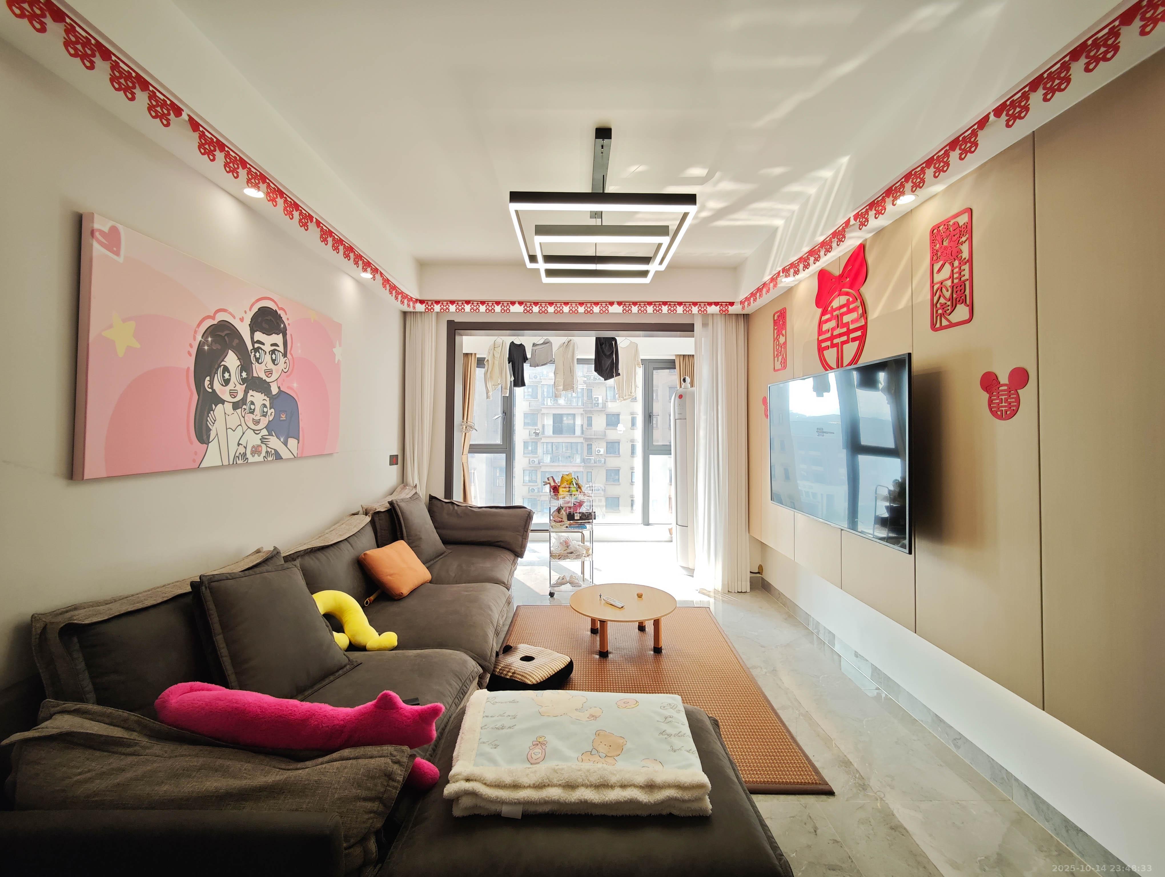 中建嘉和城 1室2厅2卫 110.0万 中建嘉和城 1室2厅2卫 110.0万客厅