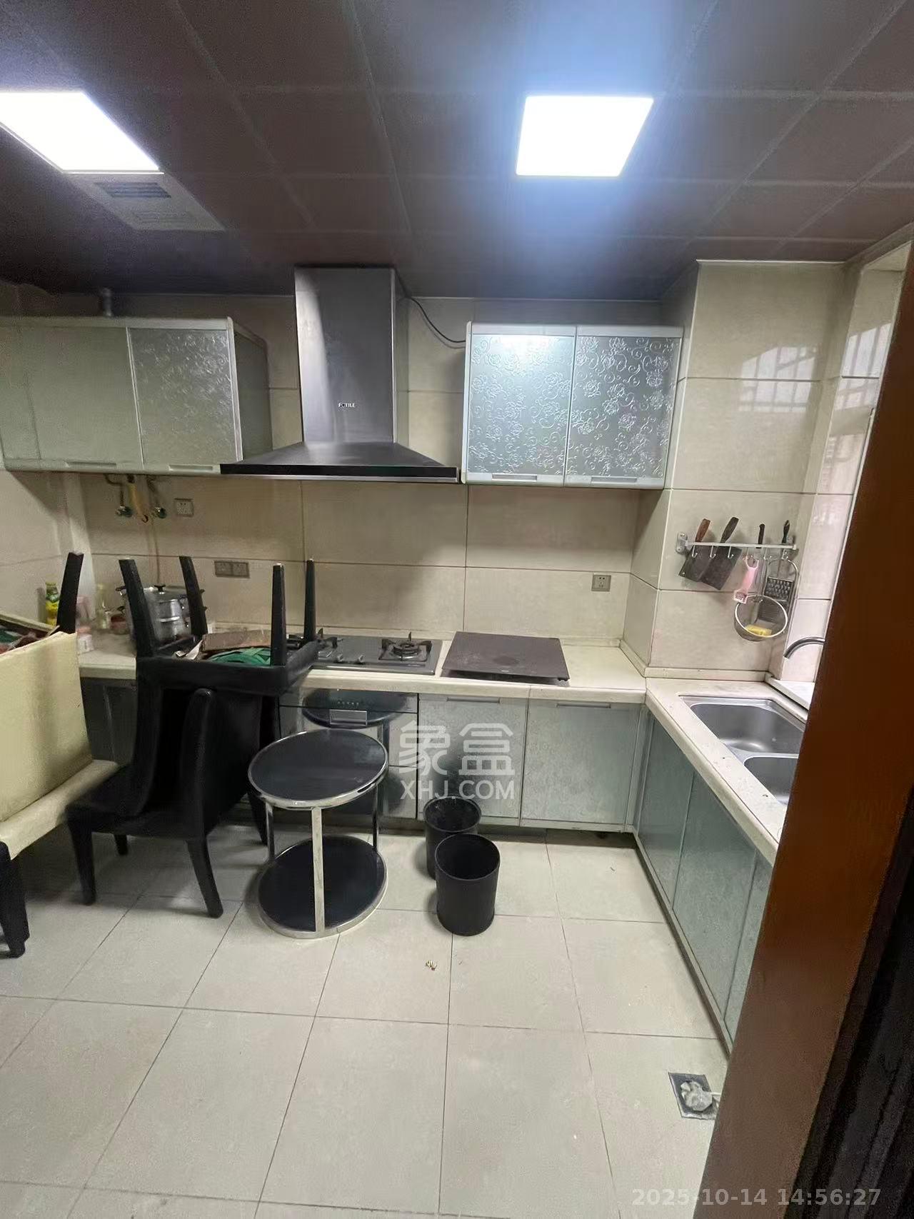 黎郡新宇熙春园  4室2厅2卫    2800.0元/月室内图