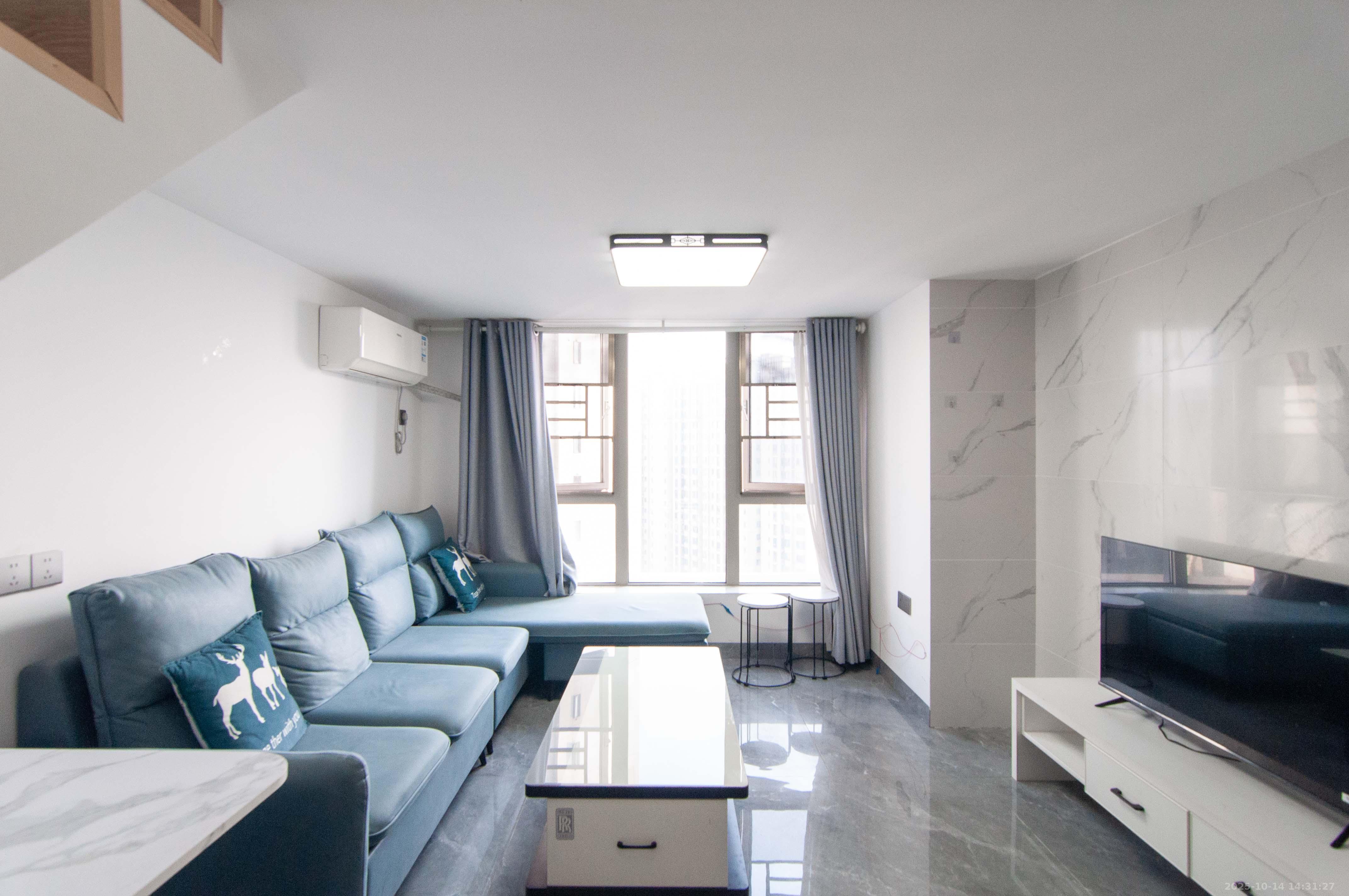 梅溪湖金茂湾  2室1厅1卫    30.0万