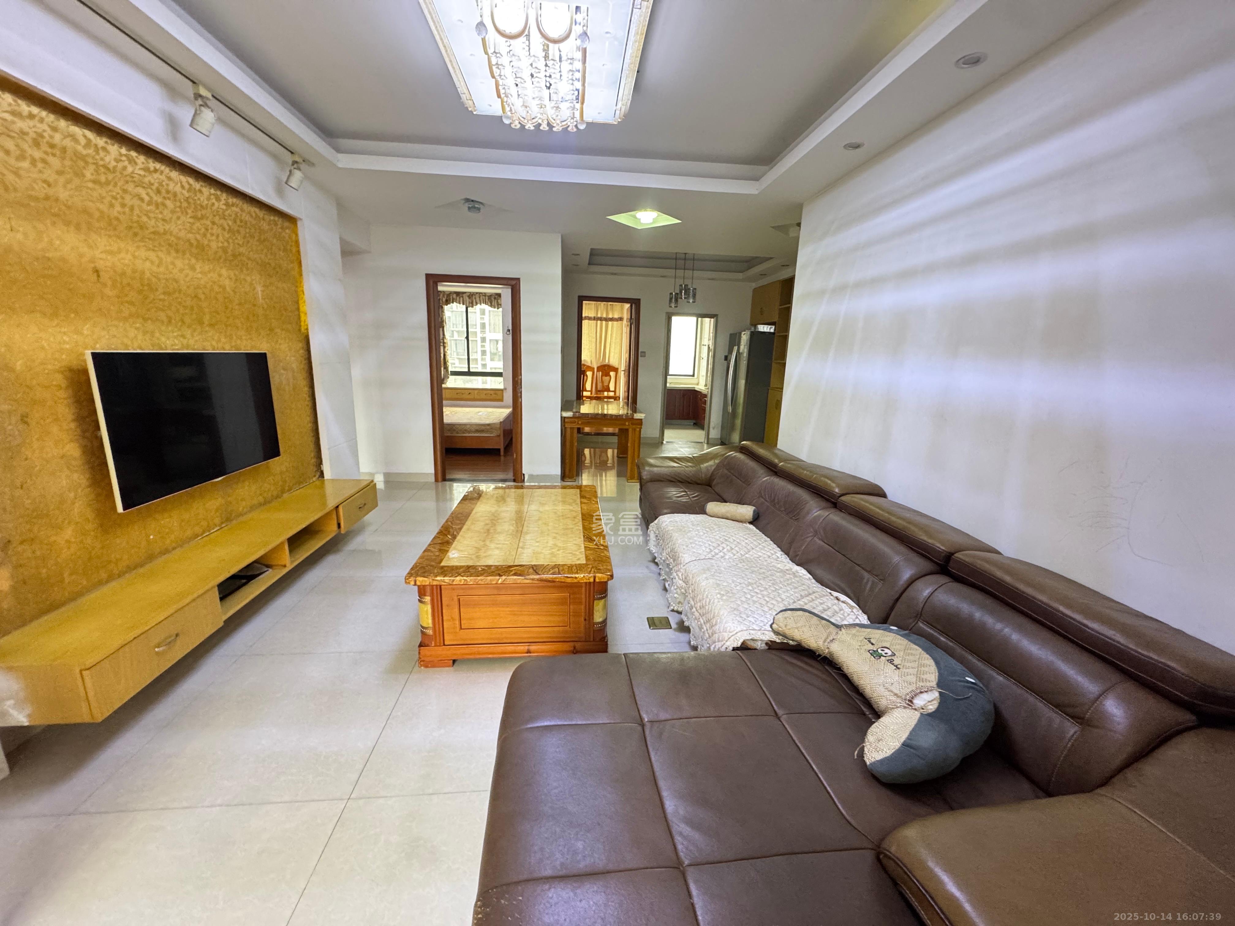 圆梦完美生活  2室2厅1卫    1700.0元/月 圆梦完美生活  2室2厅1卫    1700.0元/月室内图