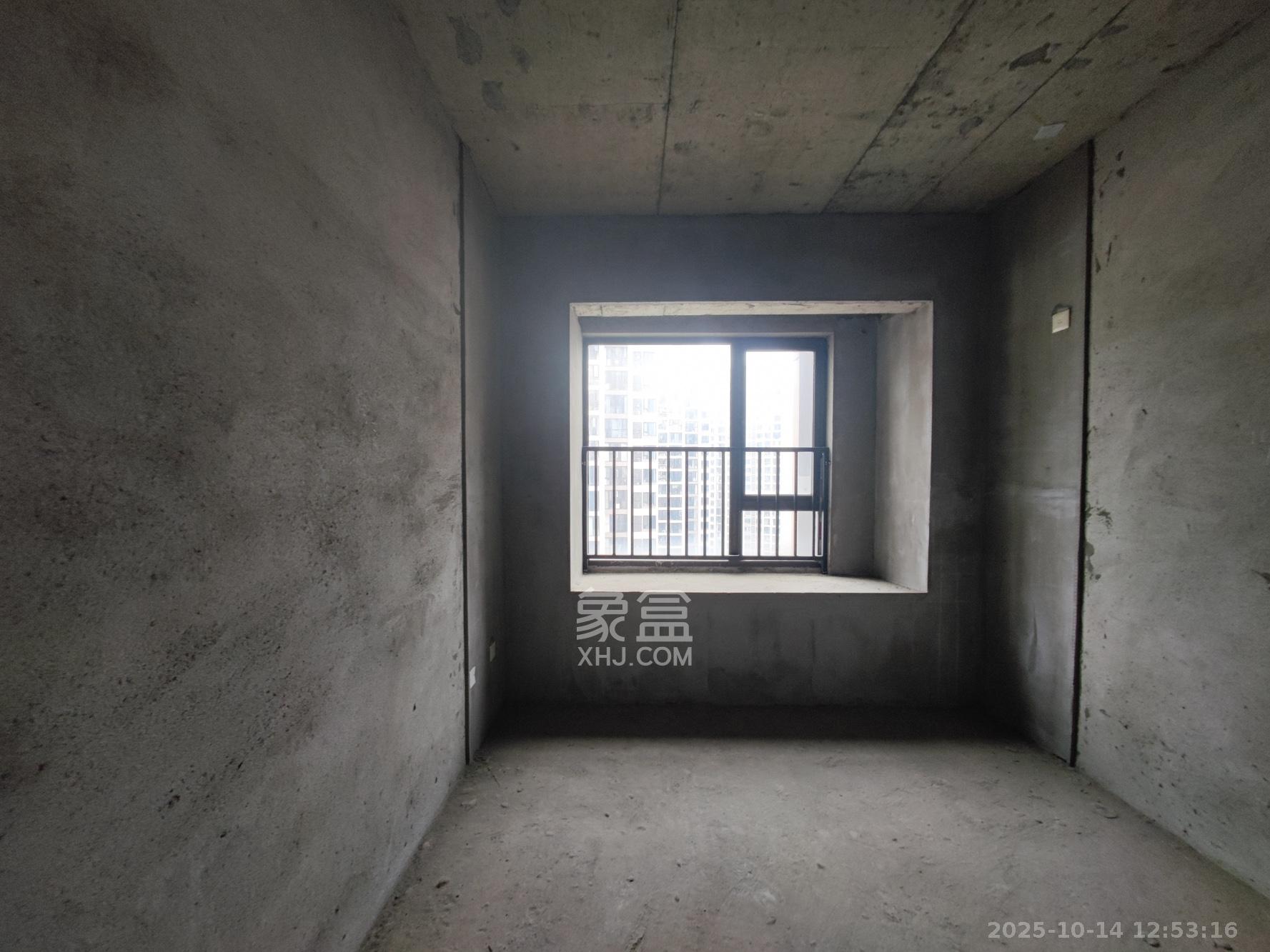 合能枫丹丽舍（柏悦名苑)  3室2厅1卫    98.0万卧室