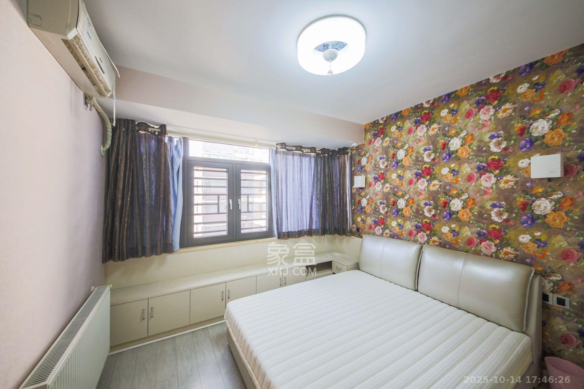 湘水熙园 4室2厅2卫 4000.0元/月 湘水熙园 4室2厅2卫 4000.0元/月室内图