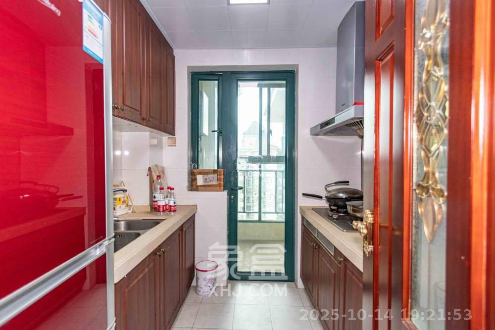 恒大城  2室2厅1卫    2200.0元/月 恒大城  2室2厅1卫    2200.0元/月