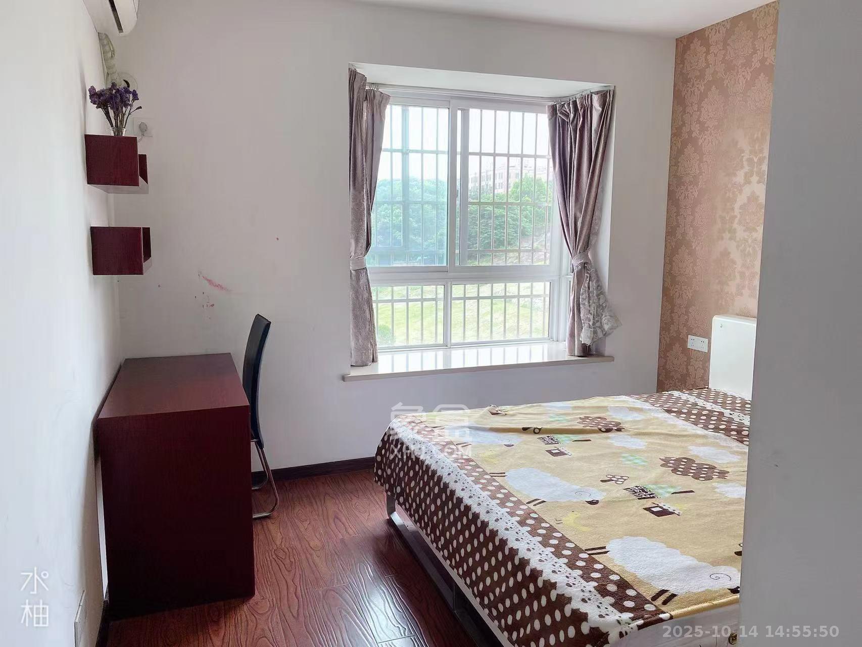 香河公寓  3室2厅2卫    2000.0元/月 香河公寓  3室2厅2卫    2000.0元/月室内图