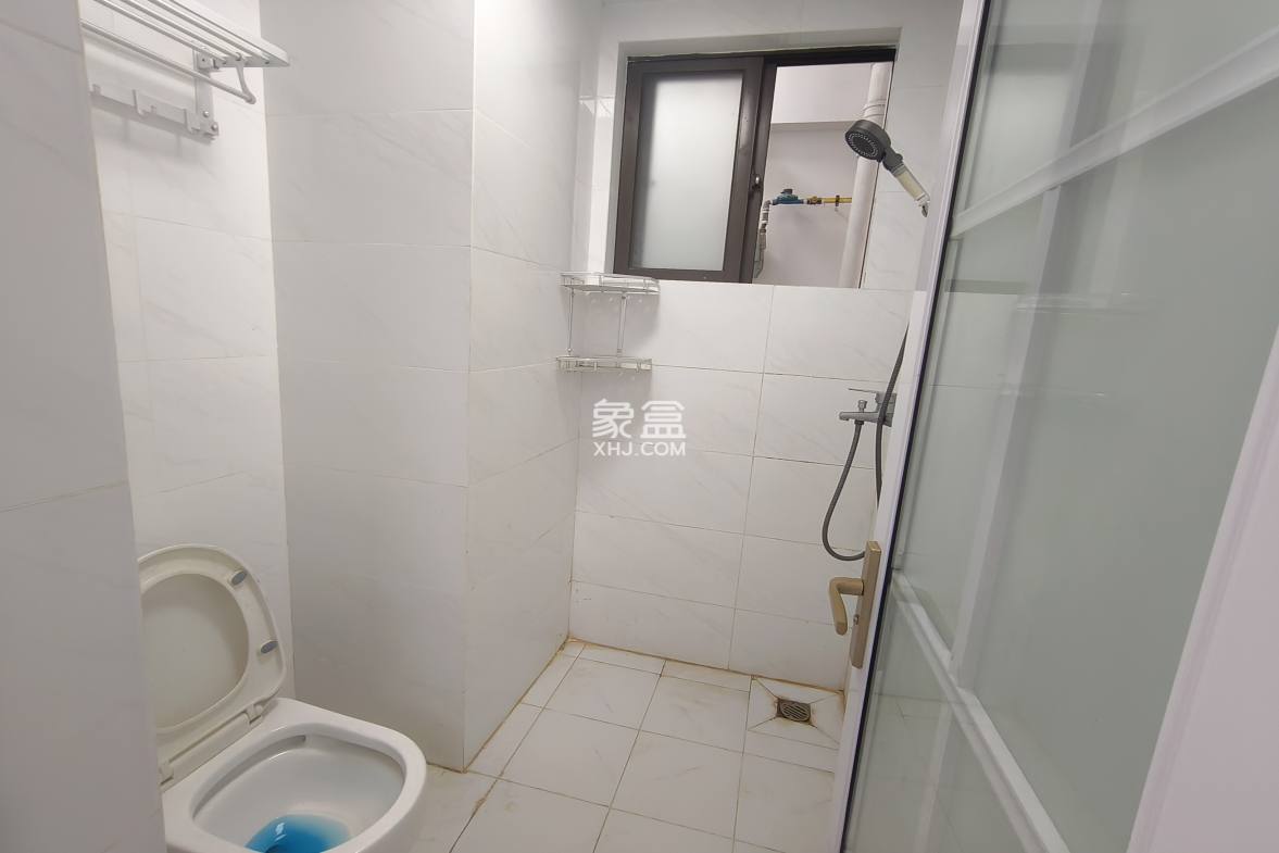 东站国际 1室1厅1卫 2300.0元/月 东站国际 1室1厅1卫 2300.0元/月室内图