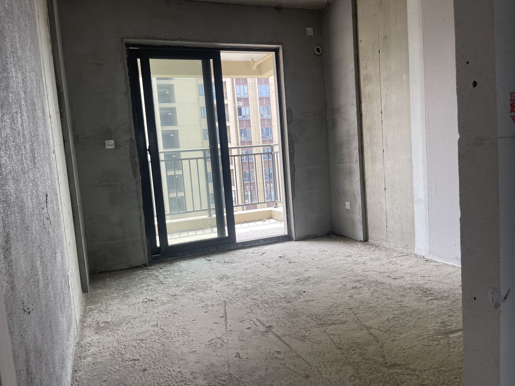 碧桂园华府（碧桂园五期）  4室2厅2卫    71.8万室内图