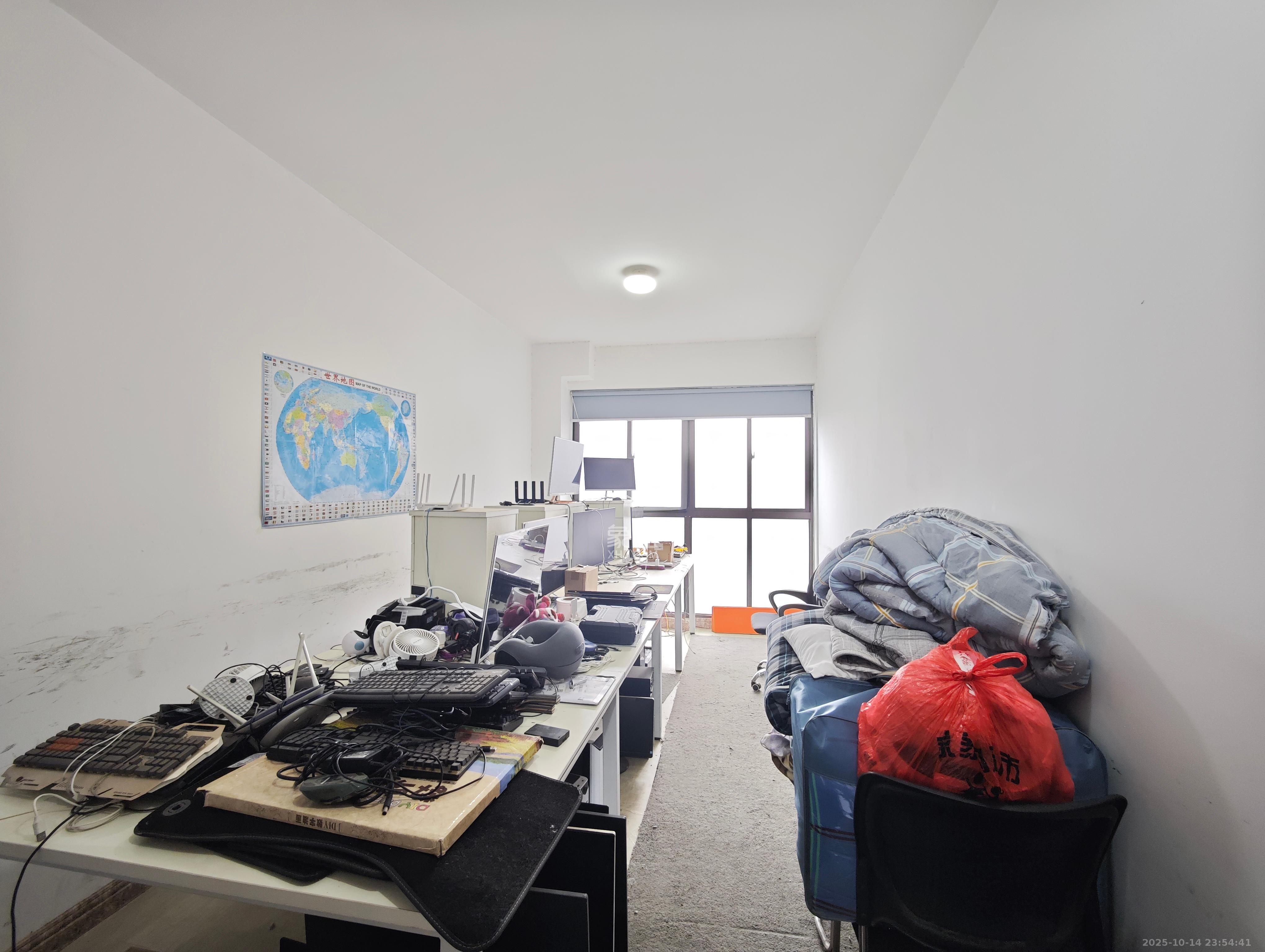 芙佳花园  5室2厅2卫    175.0万其他