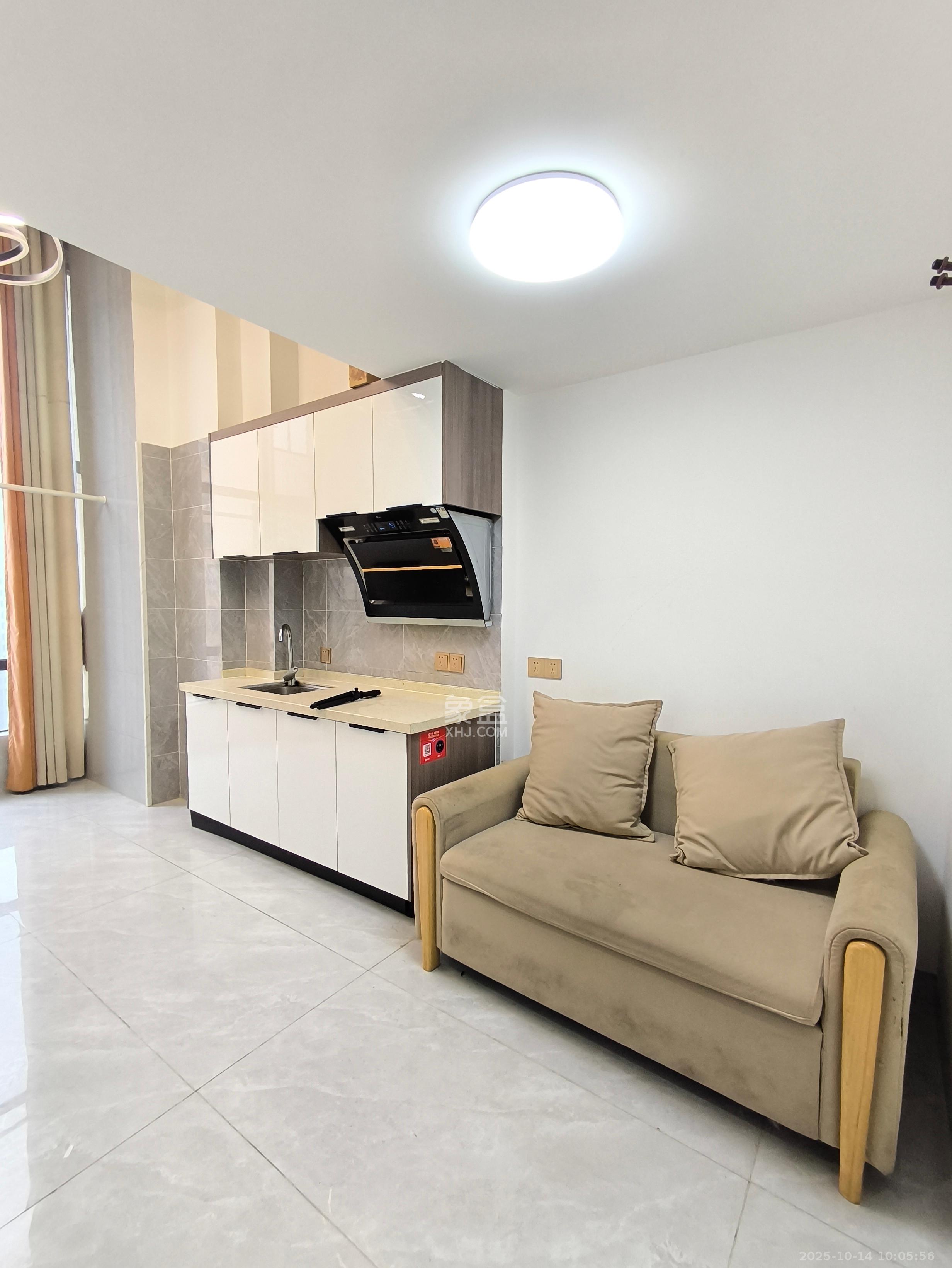 天麓轻奢国际  1室1厅1卫    1500.0元/月室内图