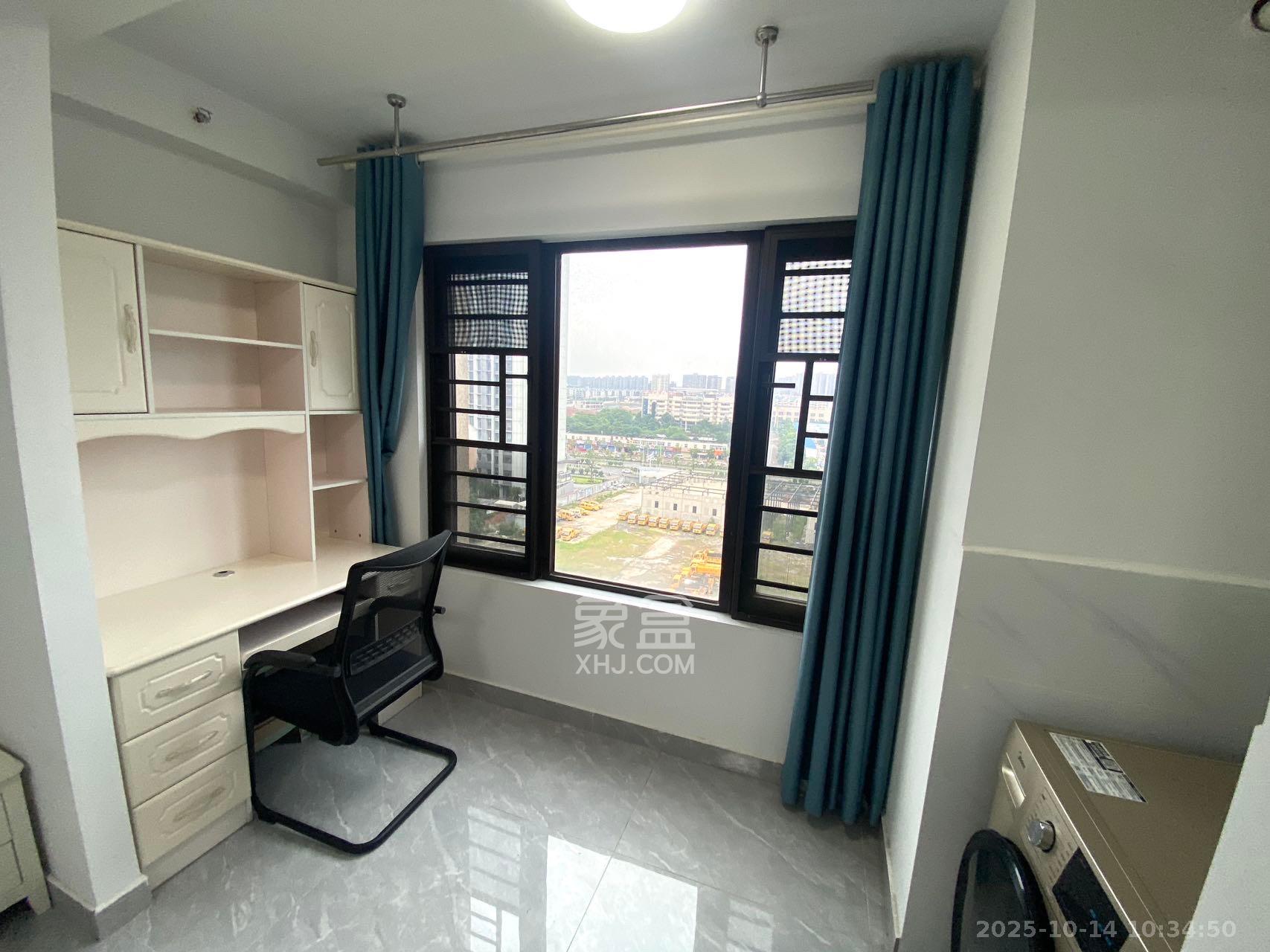 中海珑悦府  1室1厅1卫    1200.0元/月室内图