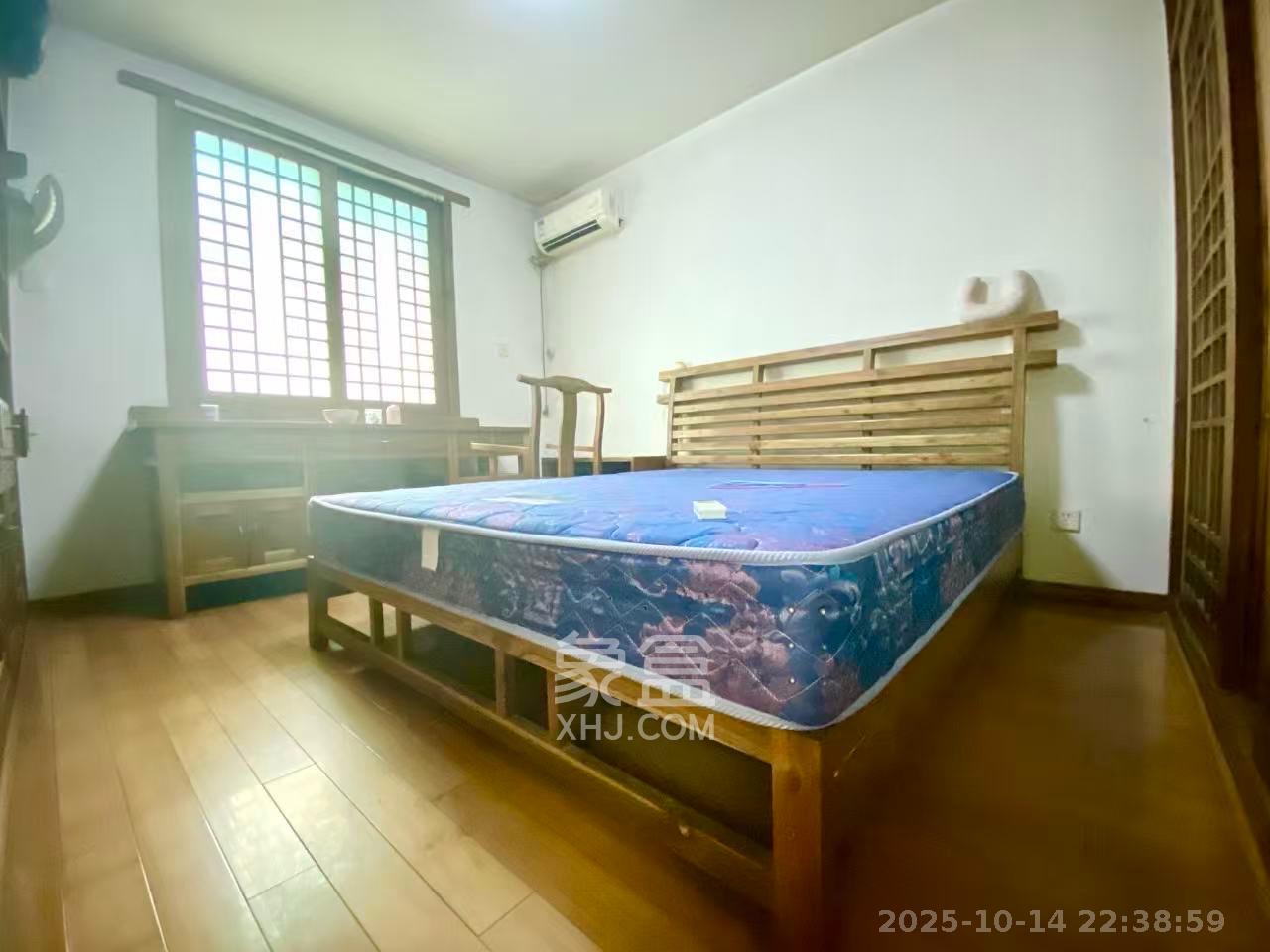 雅雀湖小区  3室2厅2卫    2200.0元/月 雅雀湖小区  3室2厅2卫    2200.0元/月室内图