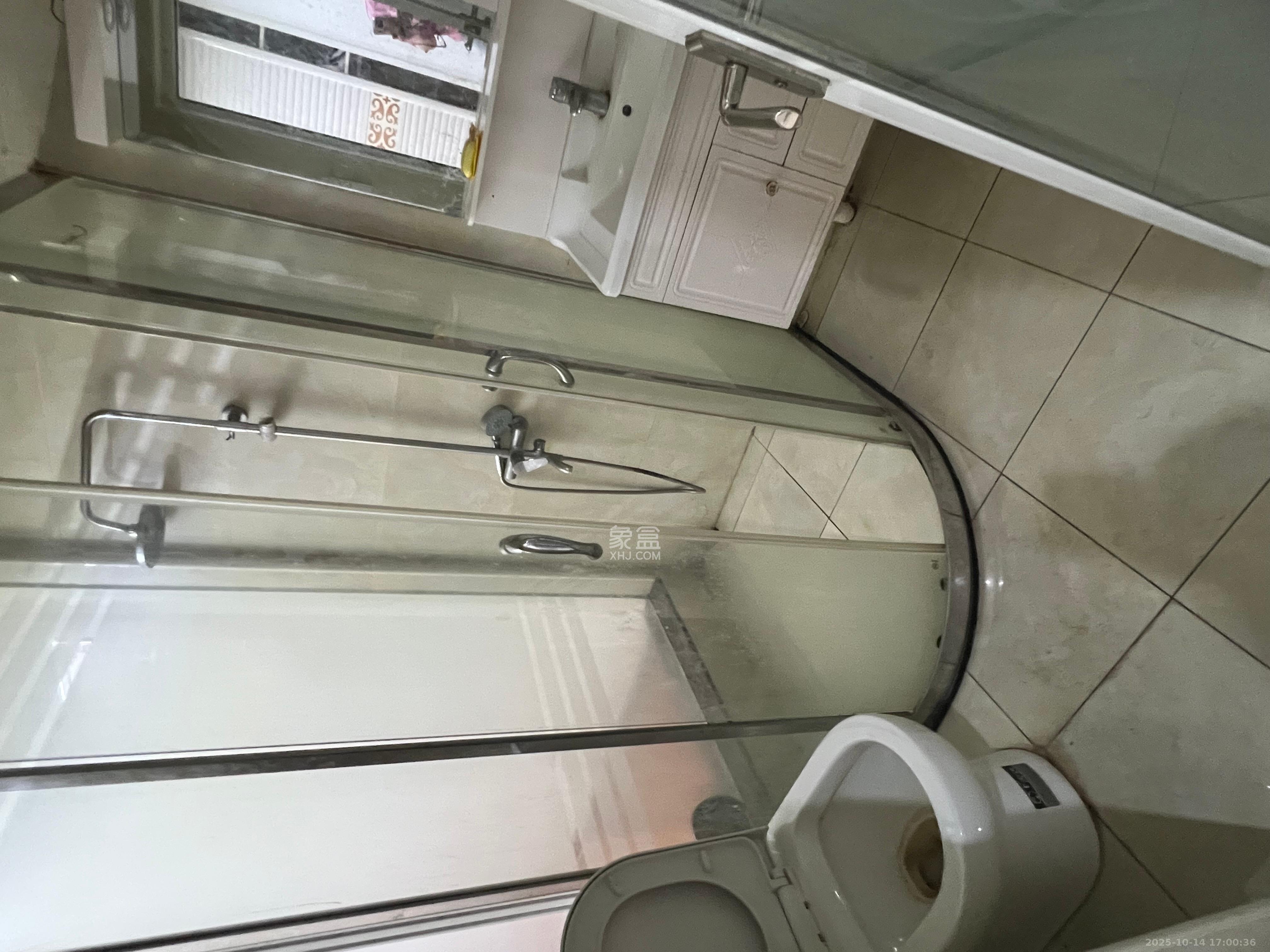 钰龙天下二期（钰龙佳园）  1室0厅0卫    3300.0元/月室内图