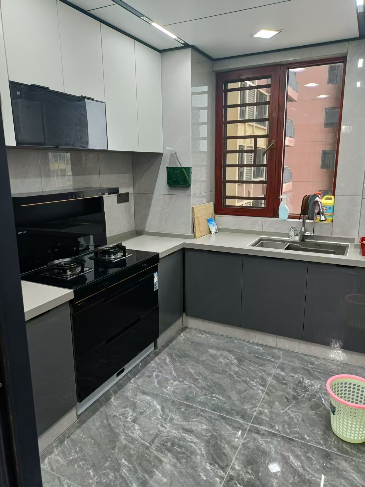 湘村名园 3室2厅2卫 1600.0元/月 湘村名园 3室2厅2卫 1600.0元/月户型图