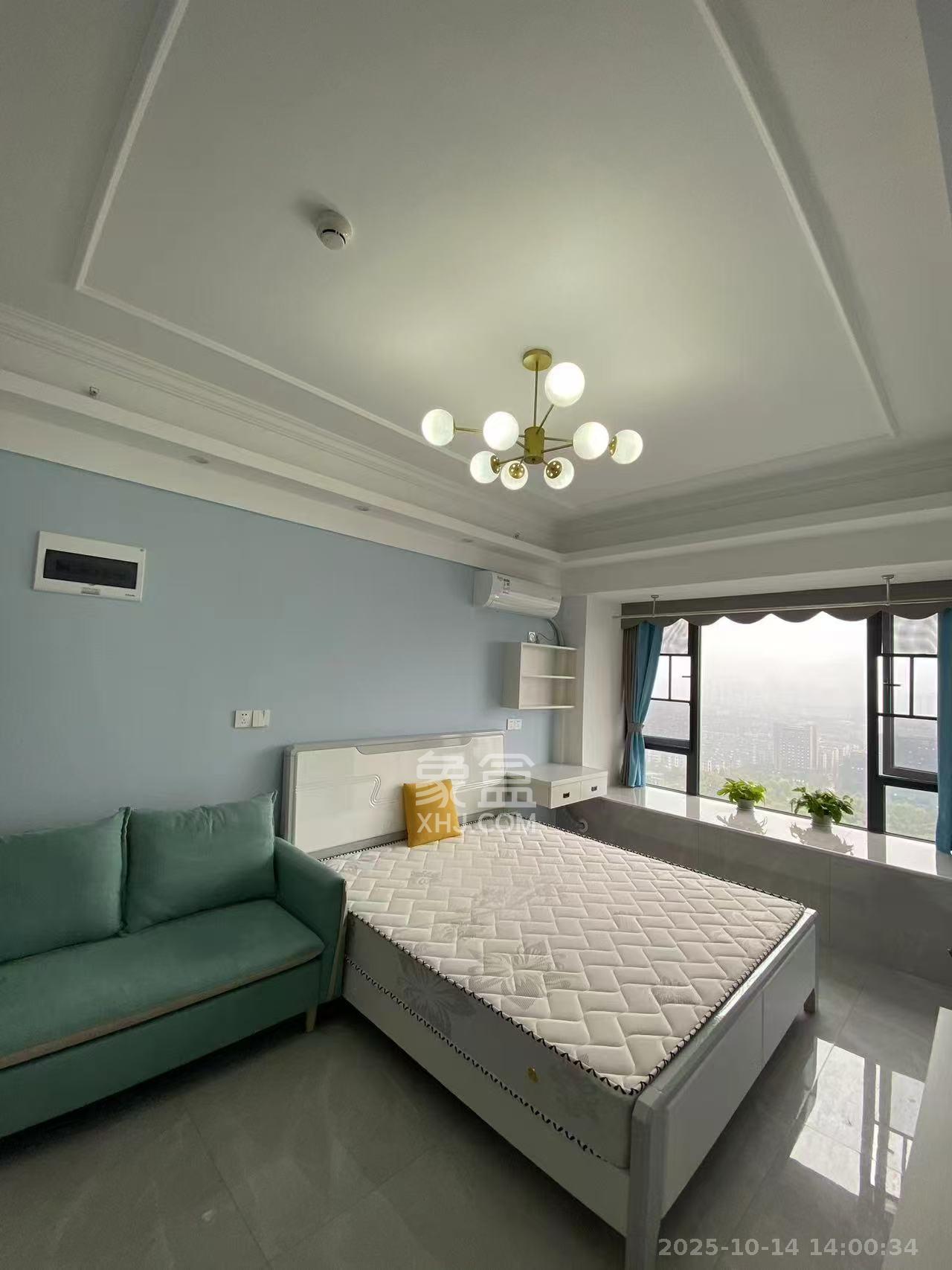 龙湖湘江星座（祺鑫星座公寓）  1室1厅1卫    1600.0元/月室内图