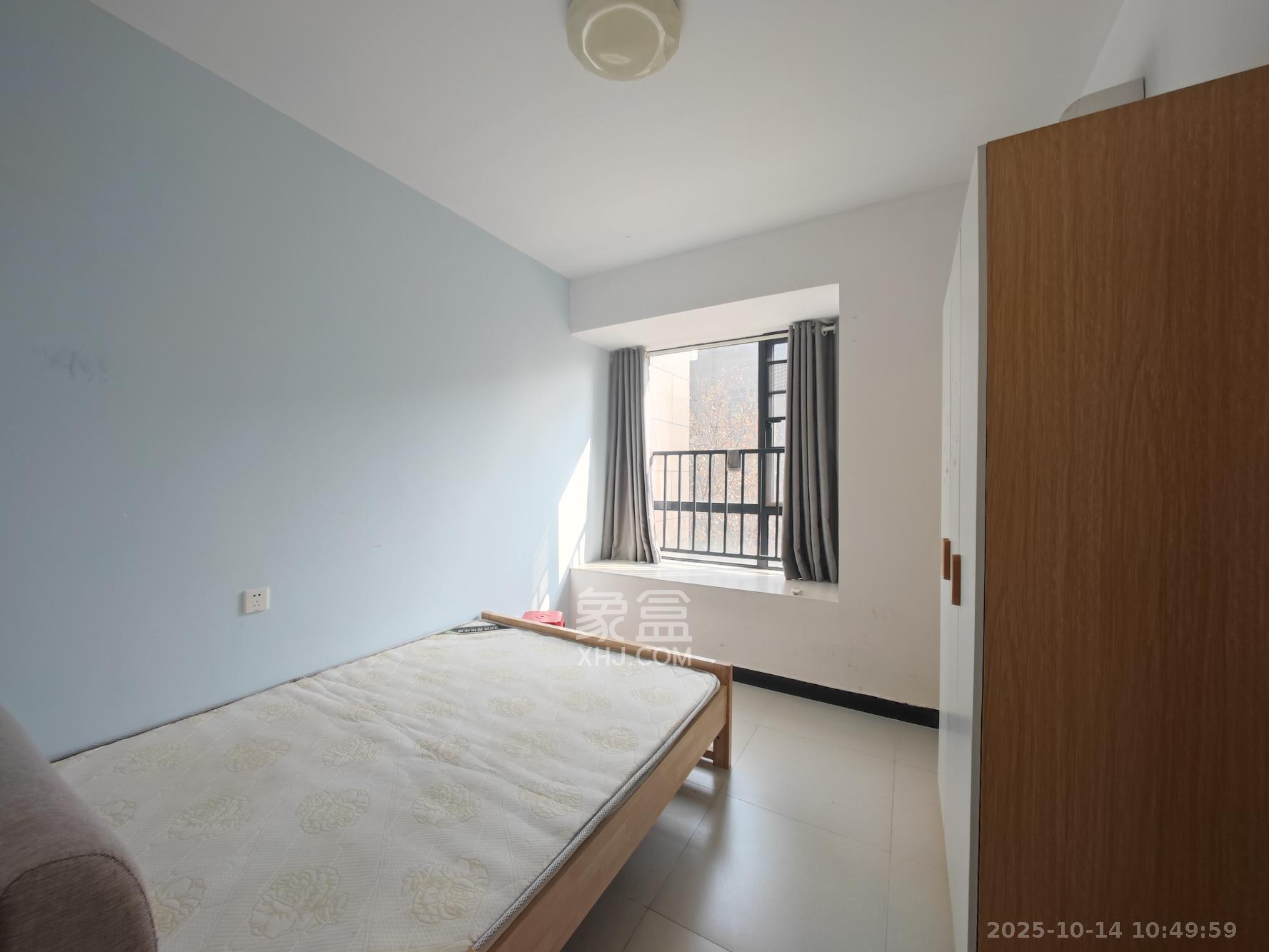 西湖鸿运佳苑 3室2厅2卫 70.0万 西湖鸿运佳苑 3室2厅2卫 70.0万卧室