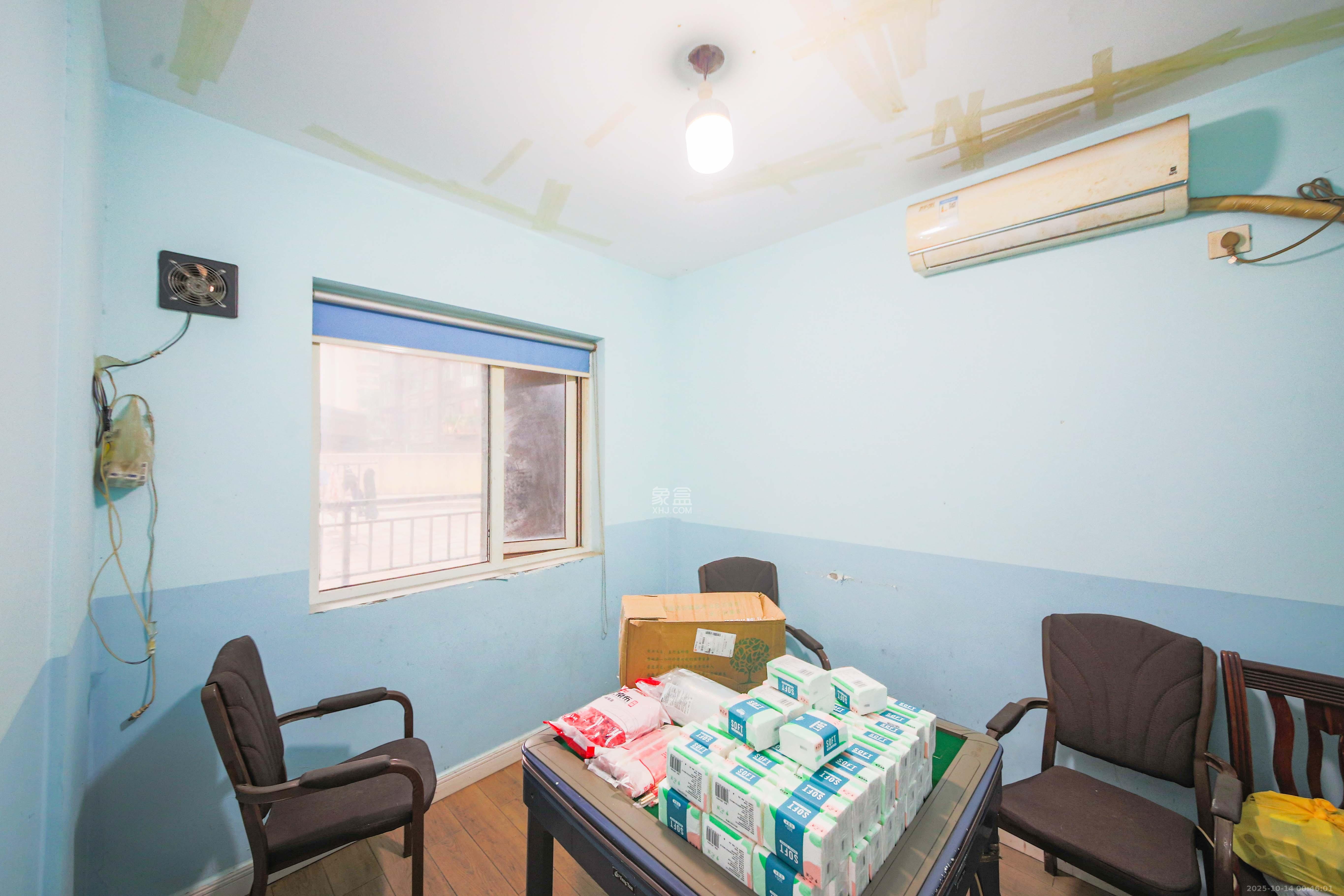 克拉美丽山庄（晟领国际）  3室2厅2卫    99.0万卧室