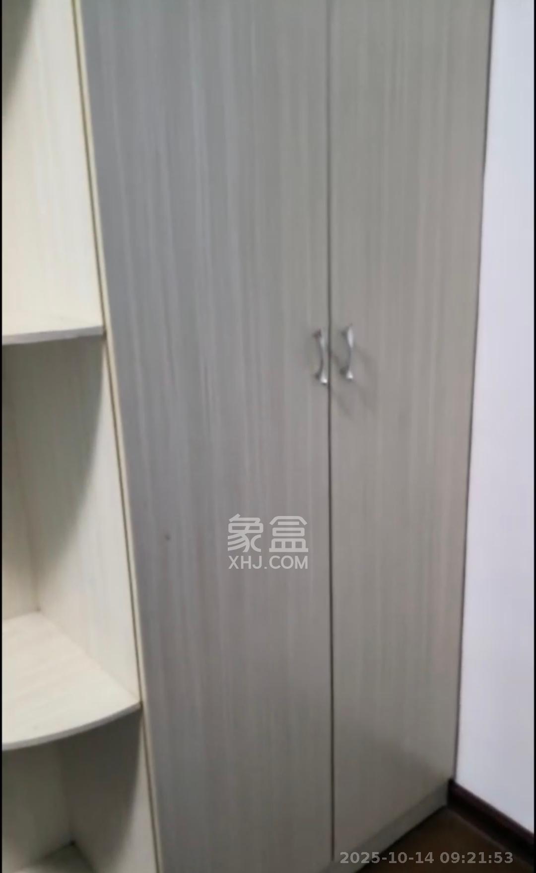 阳光100一期、四五期 1室1厅1卫 1000.0元/月 阳光100一期、四五期 1室1厅1卫 1000.0元/月室内图