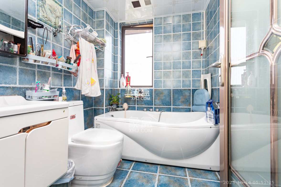 龙湖湘风原著(龙湖湘风星城) 4室2厅2卫 89.0万 龙湖湘风原著(龙湖湘风星城) 4室2厅2卫 89.0万卫生间