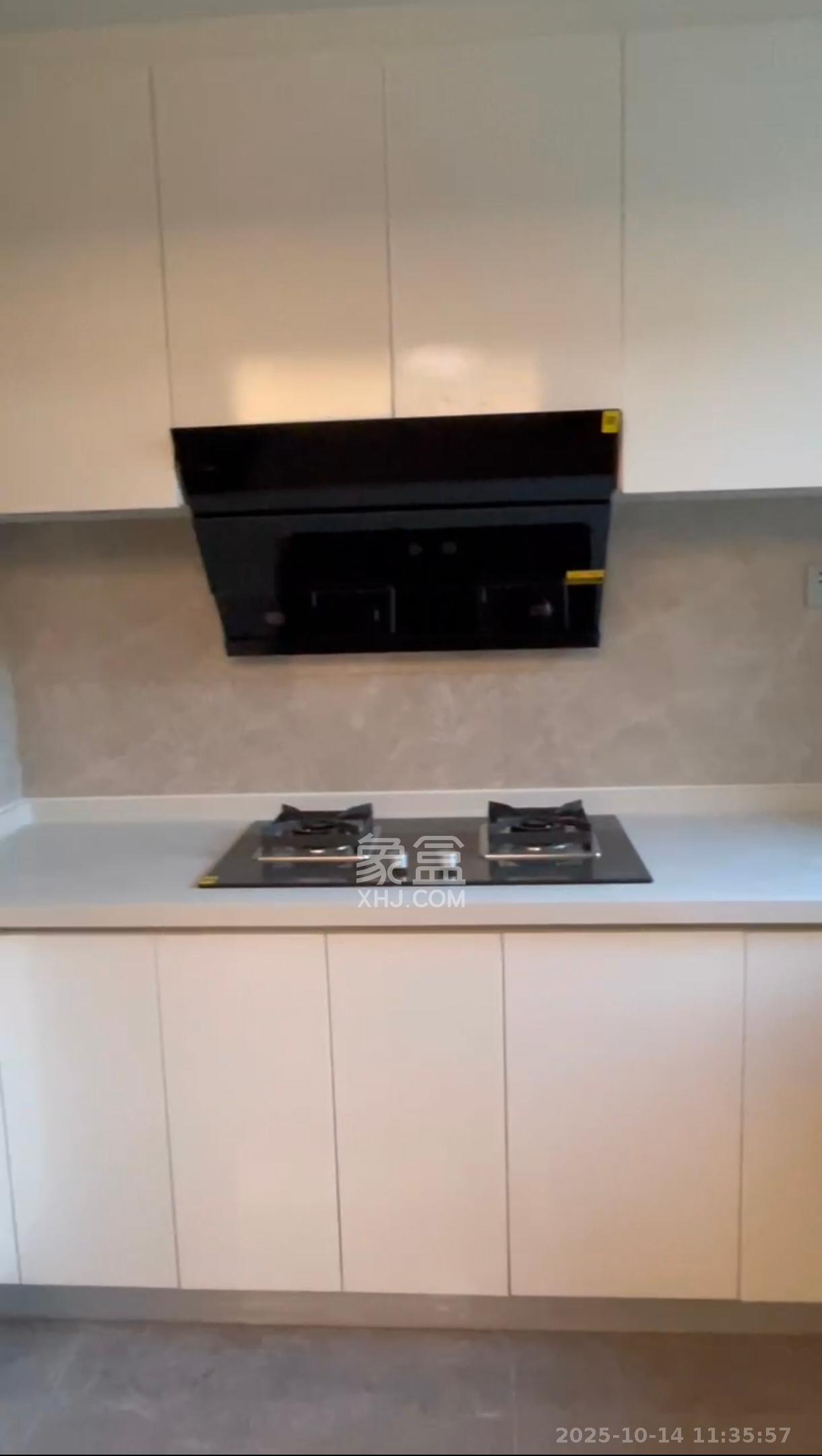 中海阅溪府  4室2厅2卫    4000.0元/月 中海阅溪府  4室2厅2卫    4000.0元/月室内图