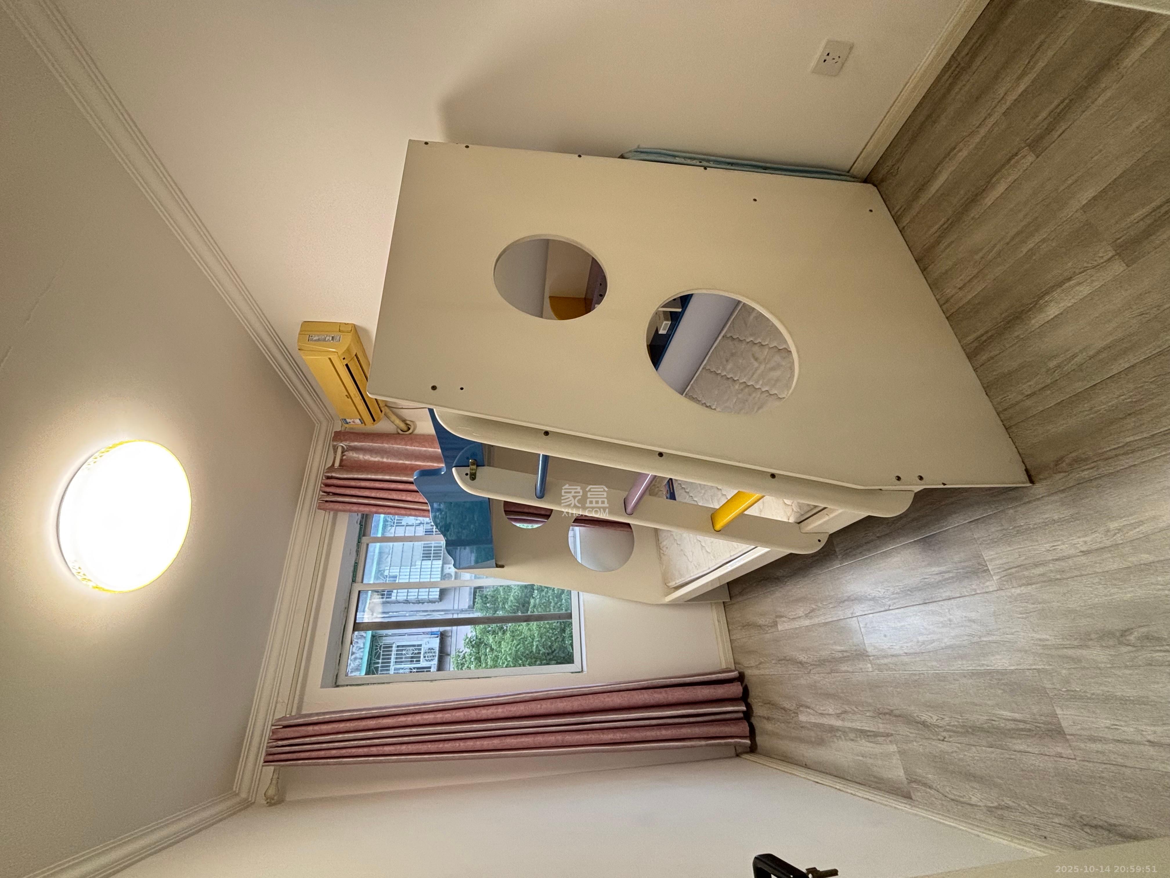 荷花园小区（安置房小区）  2室1厅1卫    1600.0元/月室内图