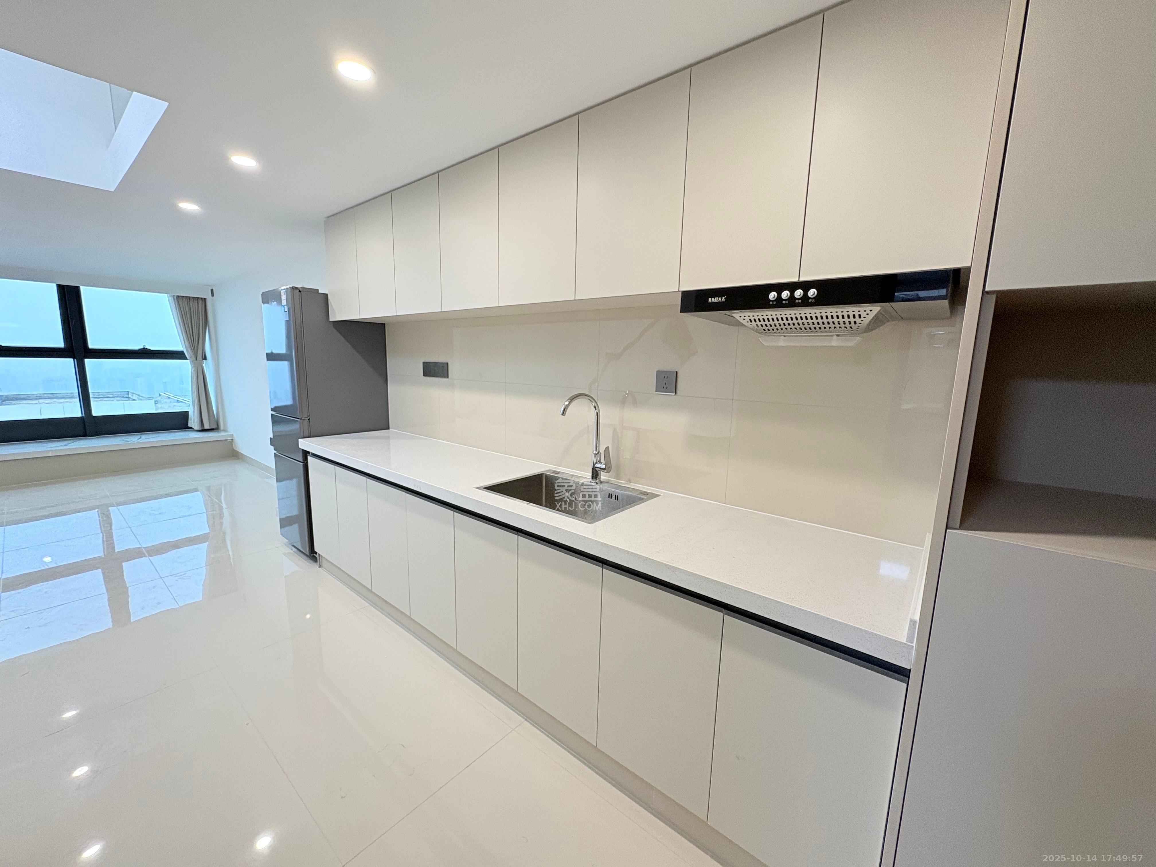 恒大珺悦府  1室1厅1卫    2600.0元/月室内图